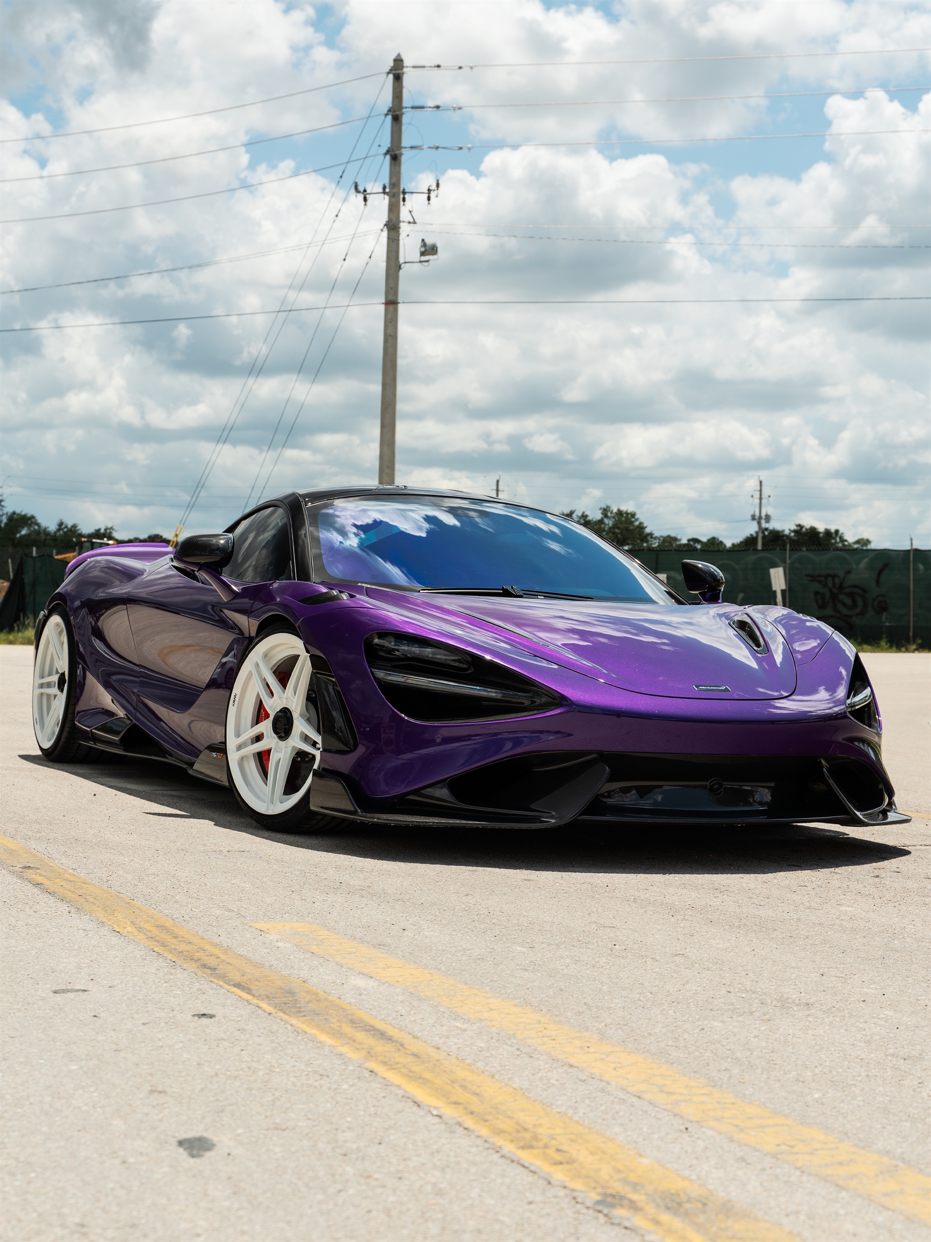 Mclaren 765LT | Lantana Purple | on ANRKY AN27 | Gloss White