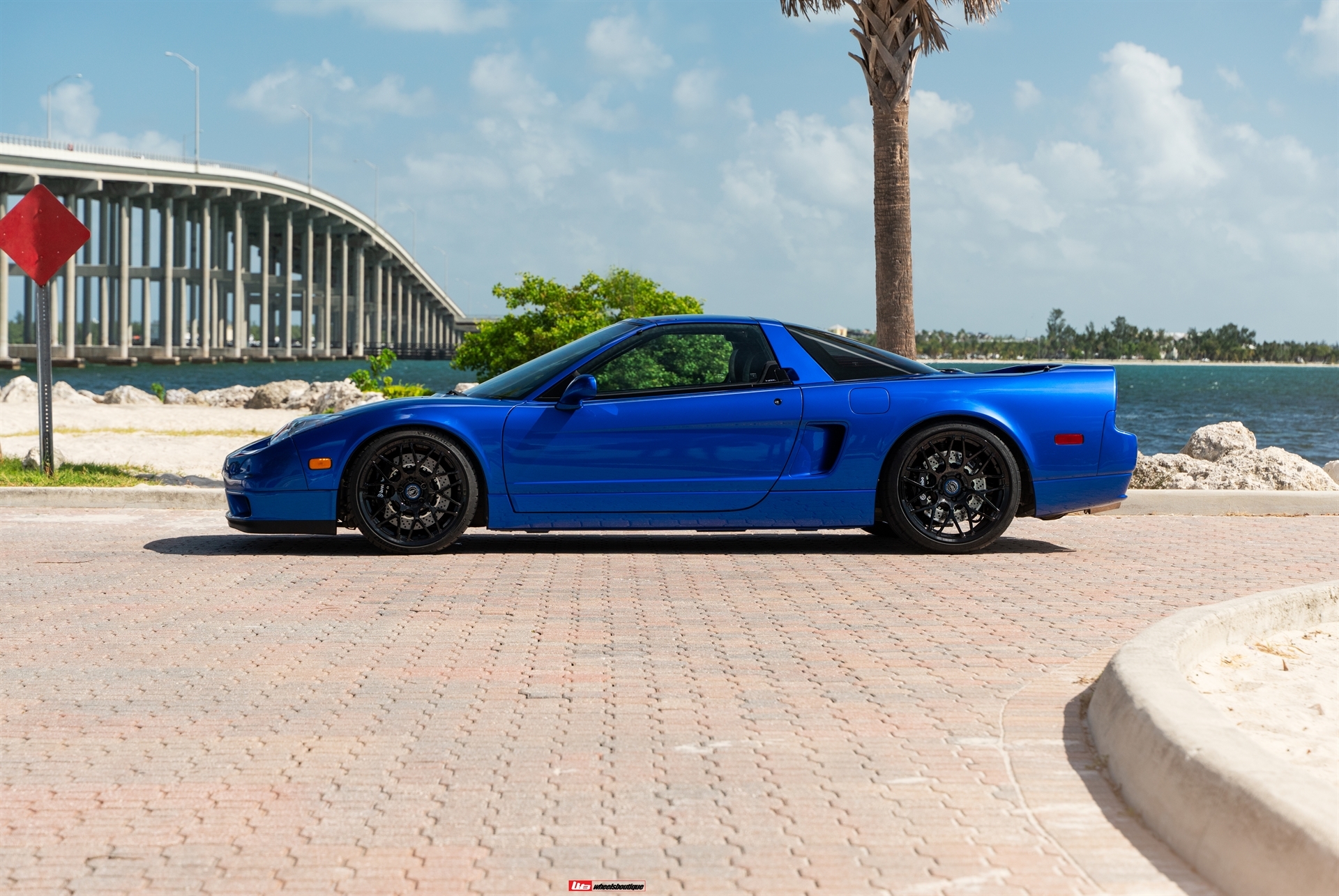 AL13 C009R (Monoblock) | Acura NSX-T