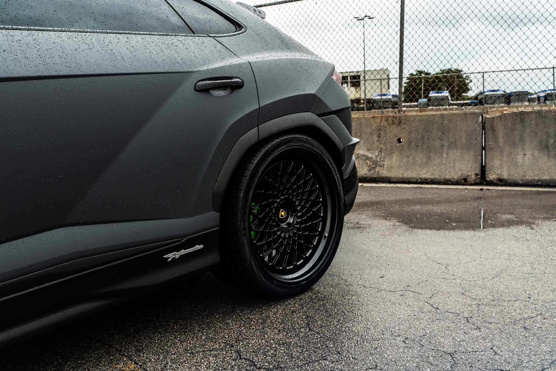 Lamborghini Urus Performante | Grigio Telesto Matt | on 1886 S009 | Satin Black