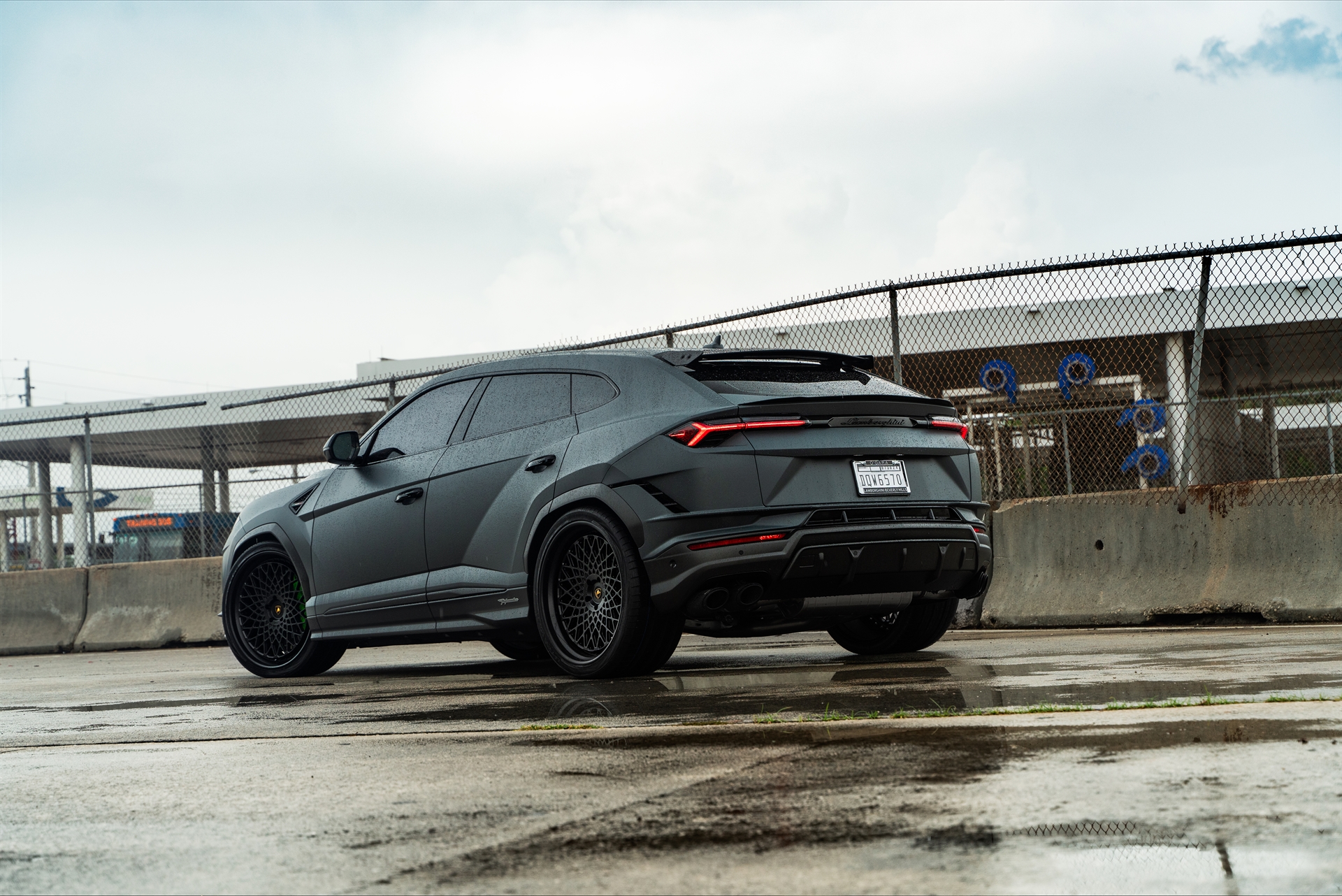 Lamborghini Urus Performante | Grigio Telesto Matt | on 1886 S009 | Satin Black