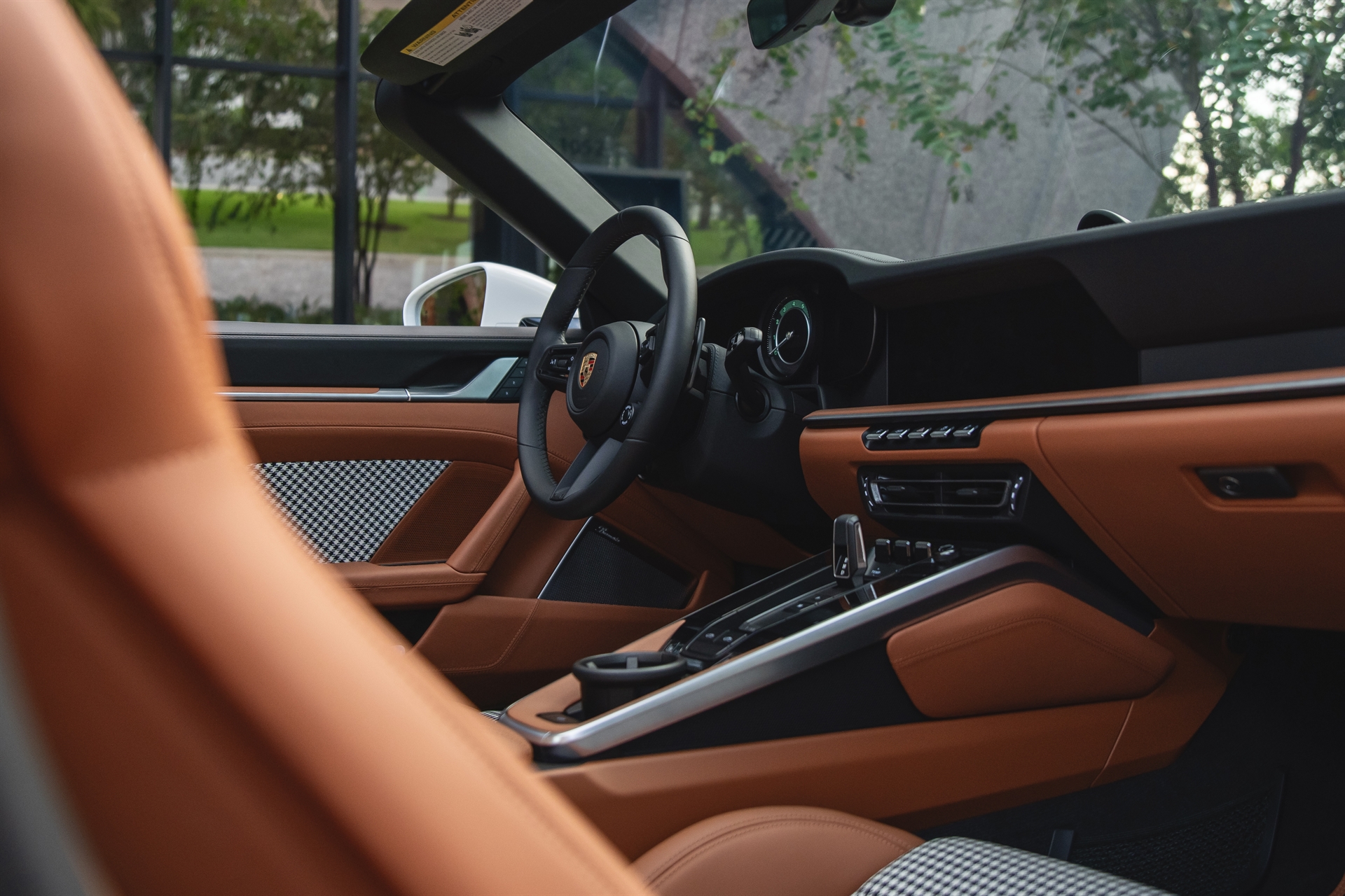 Porsche 992 Targa on  HRE 527 FMR