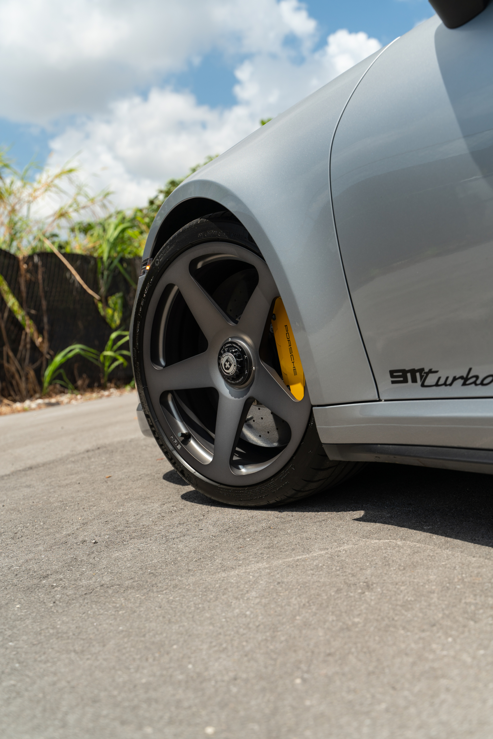 Porsche 992 Turbo S | GT Silver | on HRE 305M | Frozen Dark Polished