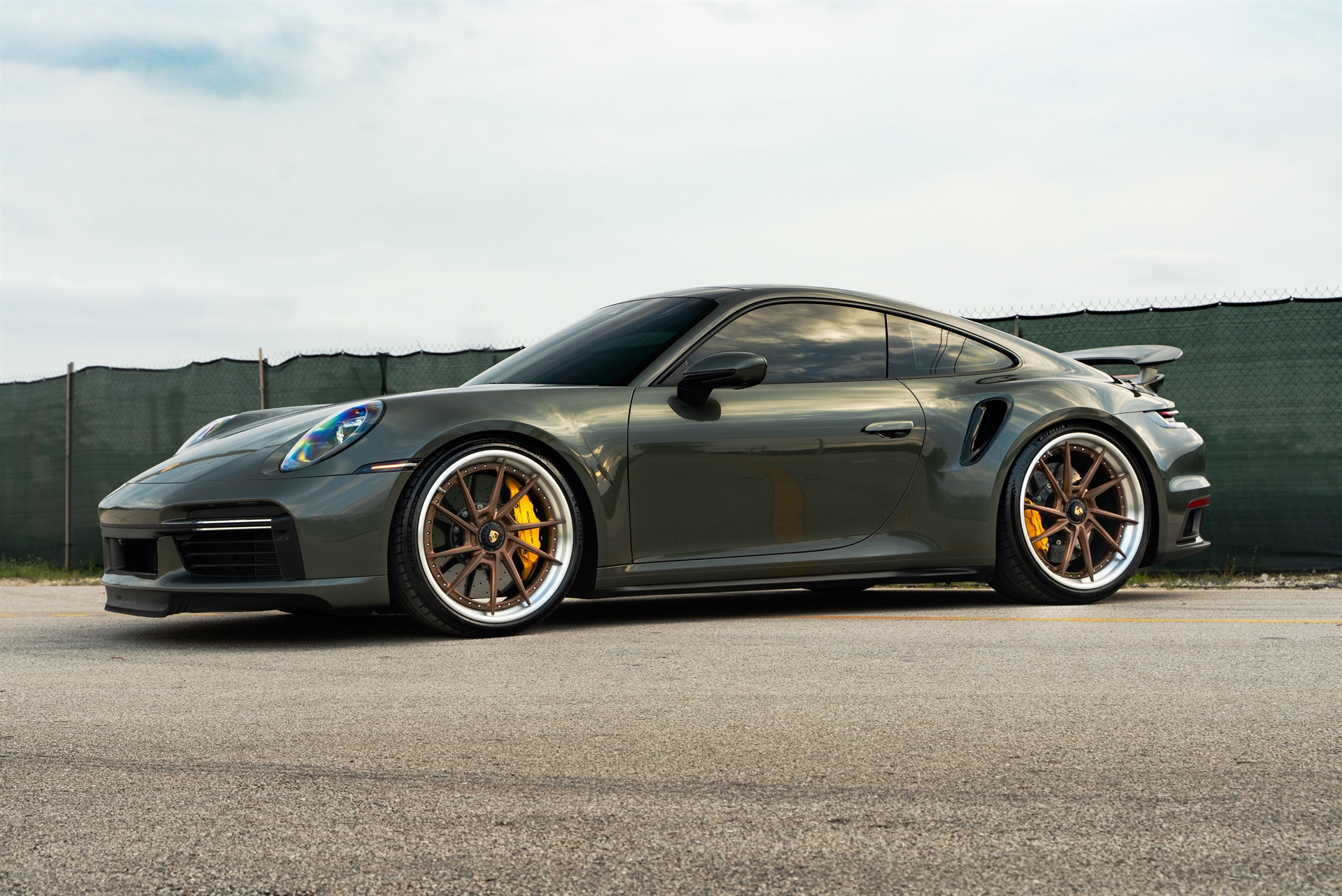 ANRKY AN33 Bronze | Porsche 992 Turbo S