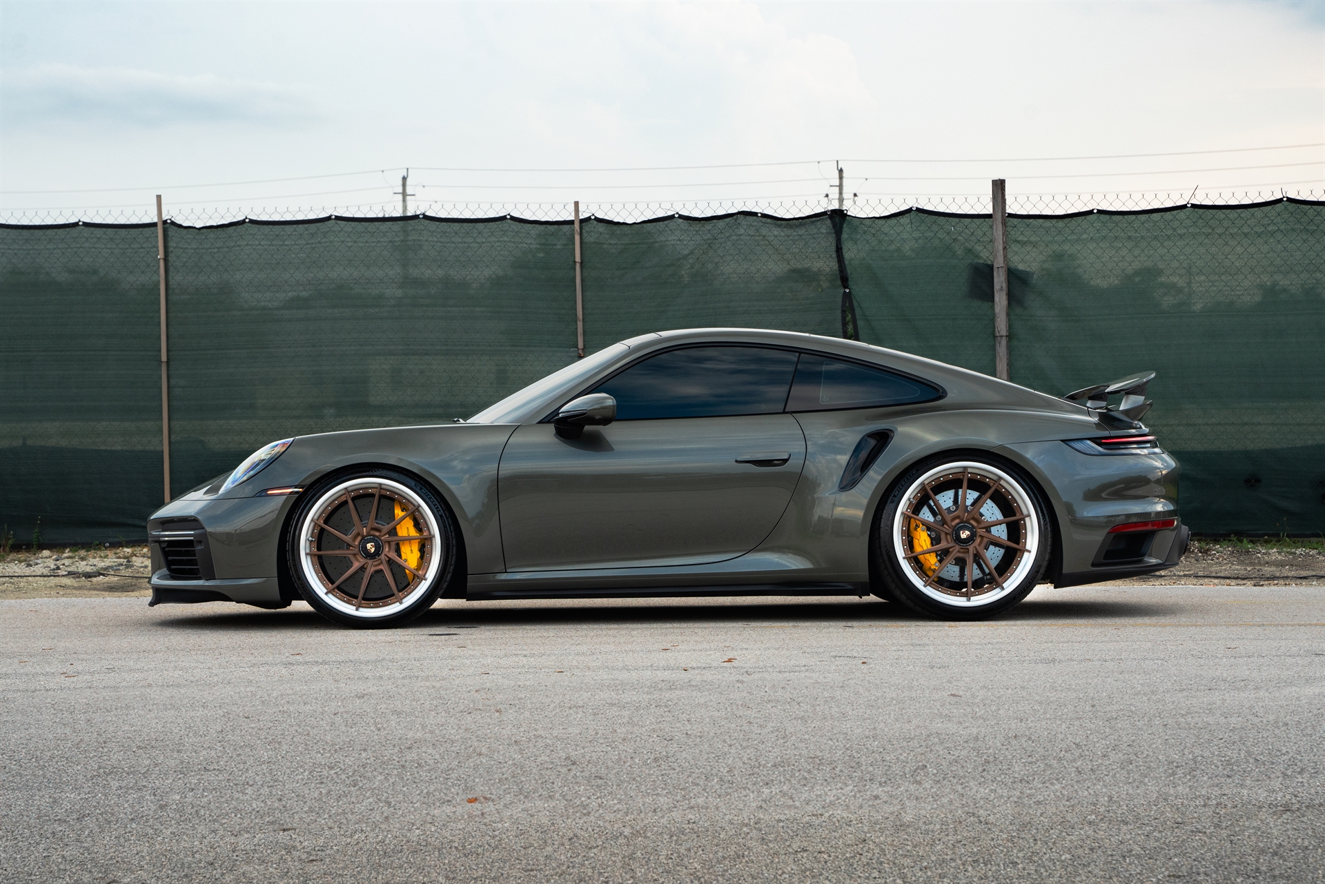 ANRKY AN33 Bronze | Porsche 992 Turbo S
