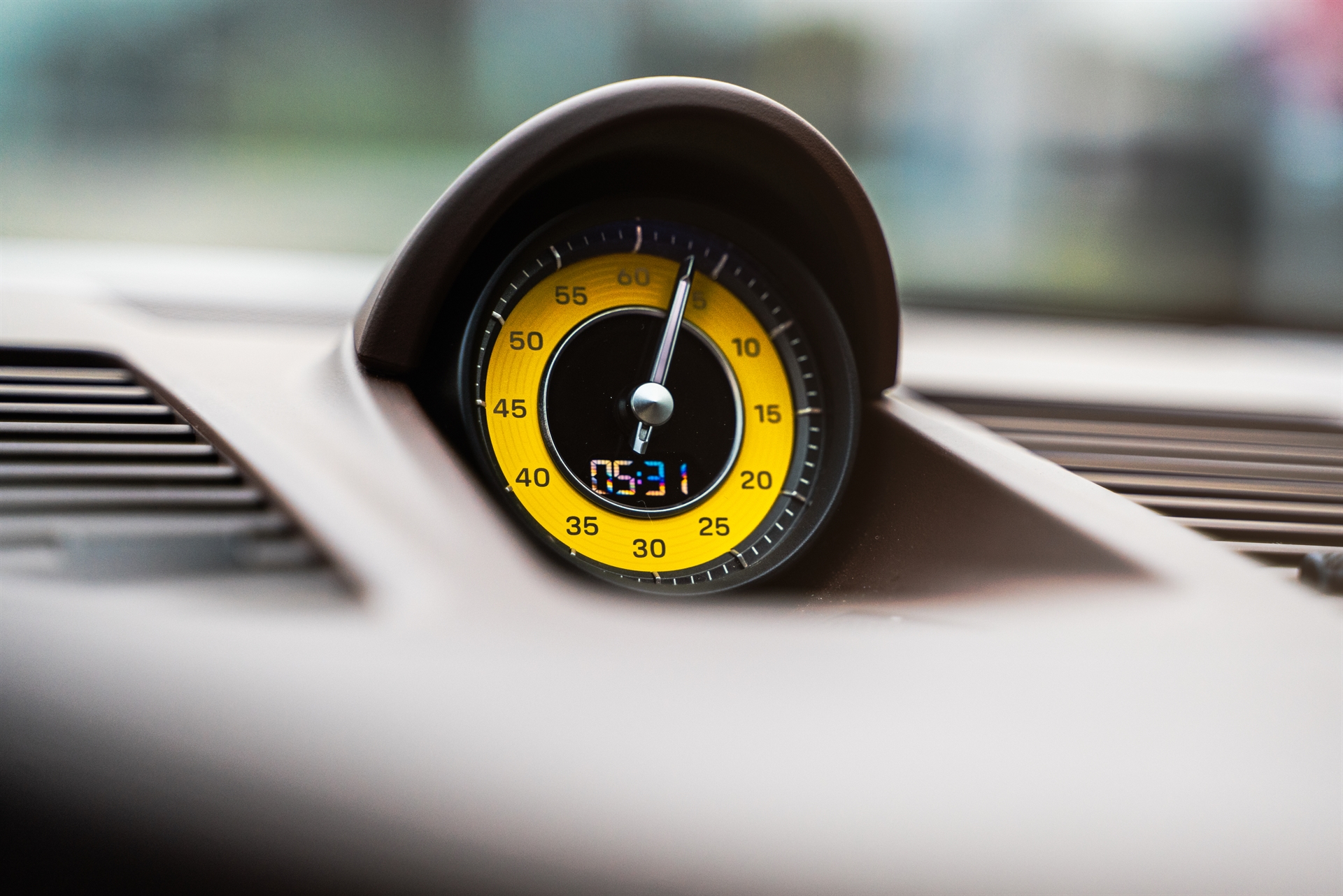 ANRKY AN33 Bronze | Porsche 992 Turbo S