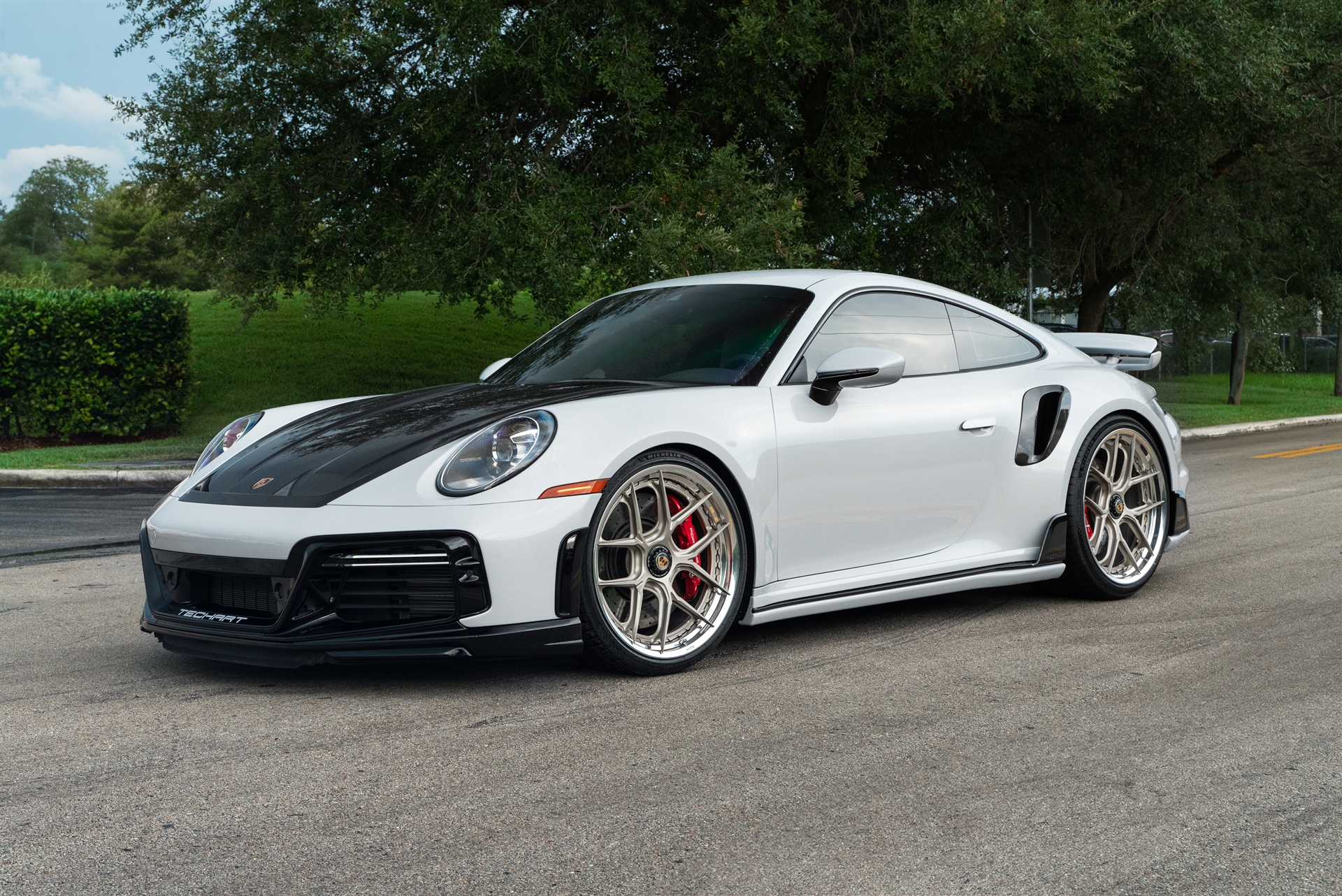 Porsche 992 Turbo S | Ice Gray Metallic| on HRE S101SC | Satin White Gold