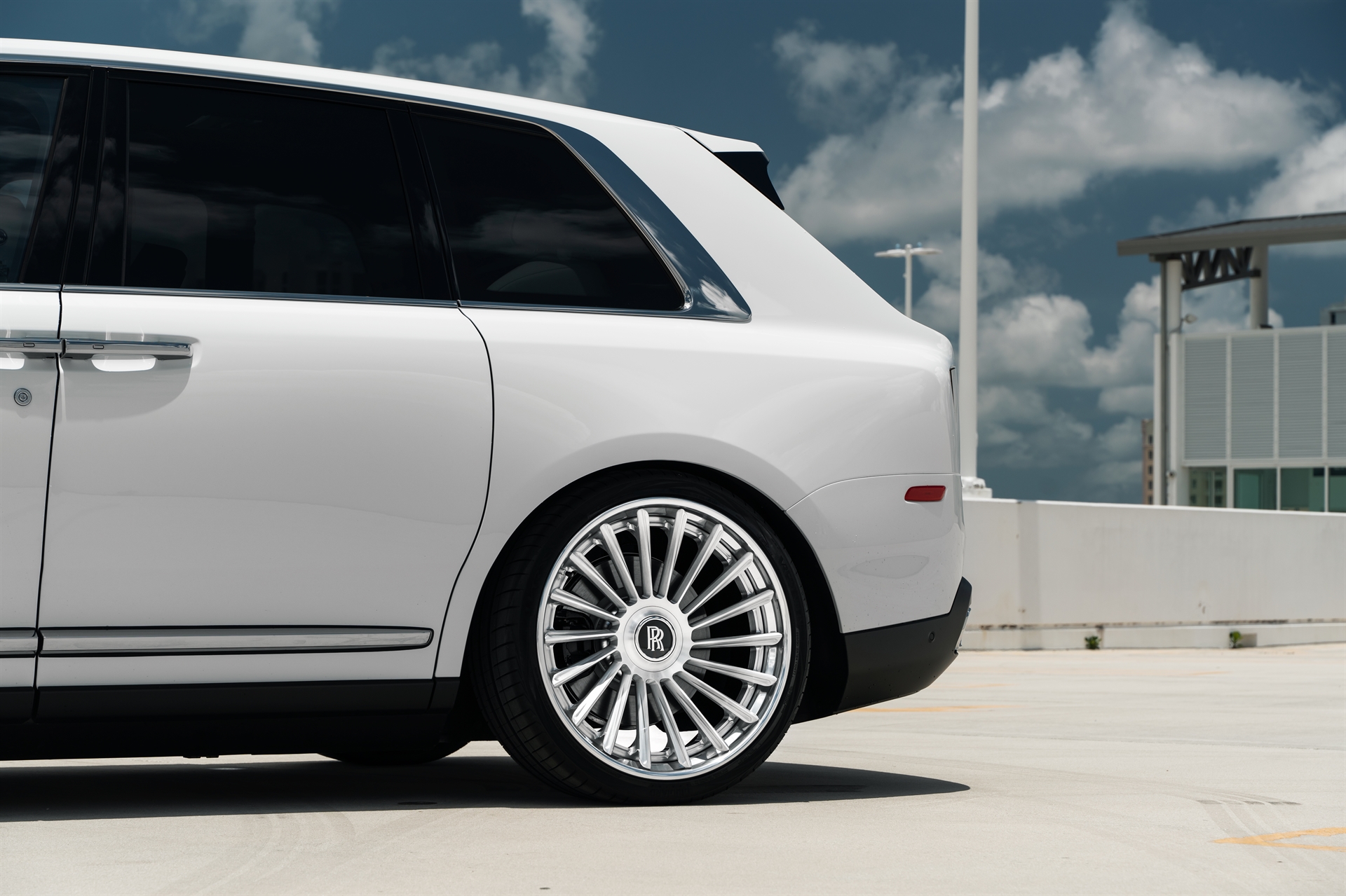 ANRKY RF-382 | Rolls-Royce Cullinan