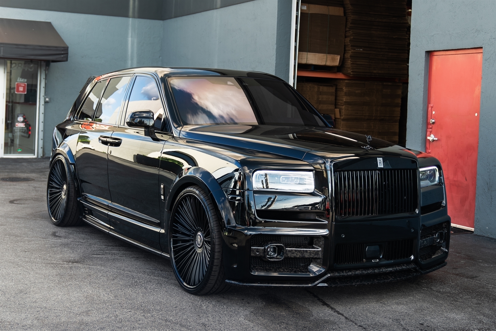 Urban Auto Kit /1886 wheels | Rolls Royce Cullinan