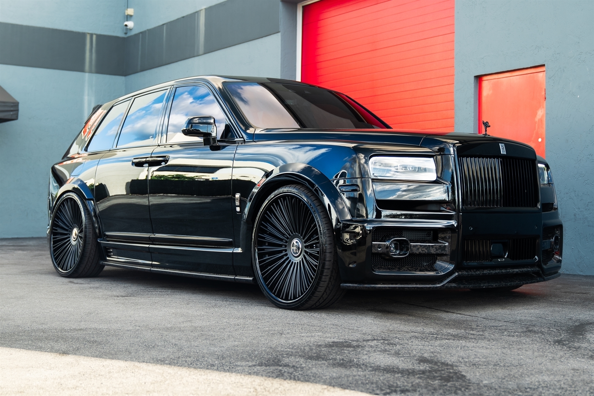 Urban Auto Kit /1886 wheels | Rolls Royce Cullinan