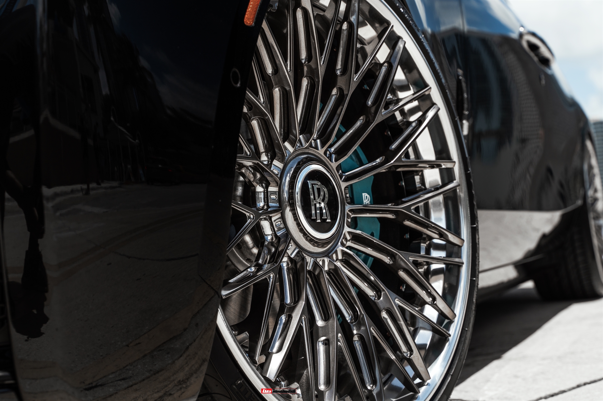 AL13 R100 | Rolls-Royce Ghost Black Badge