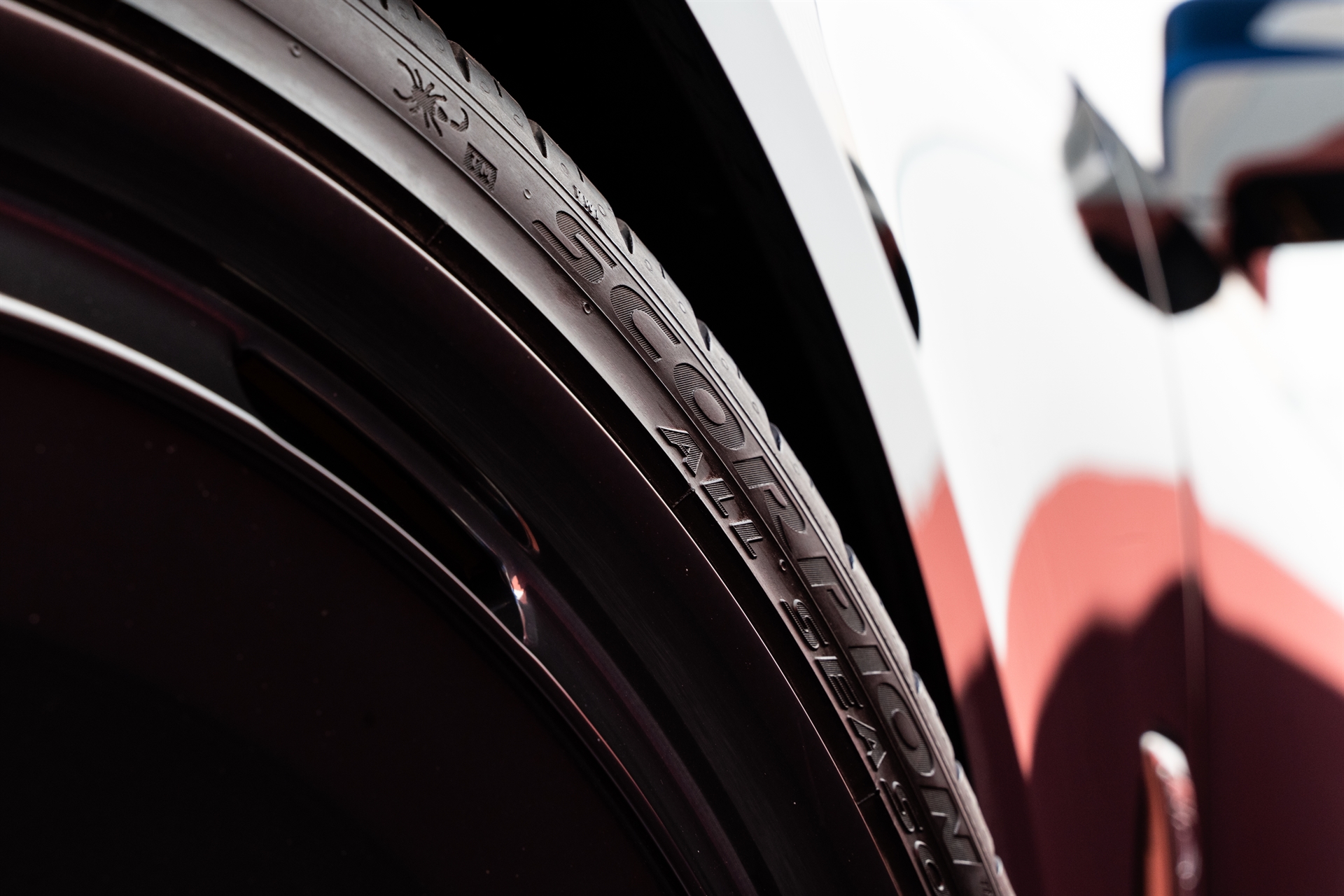 Urban Automotive Rolls-Royce Ghost | on Avant Garde AGL93 | Mirror Polished Smoke