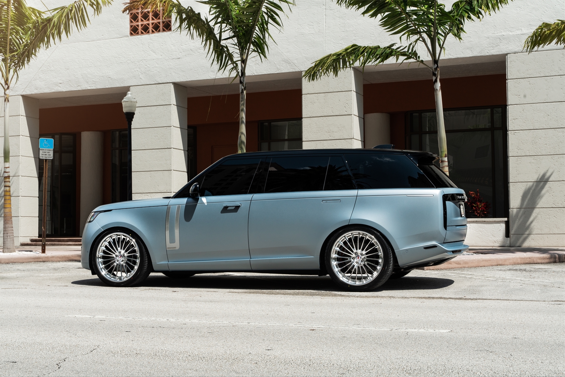 HRE S209H | Land Rover Range Rover (L460) 1