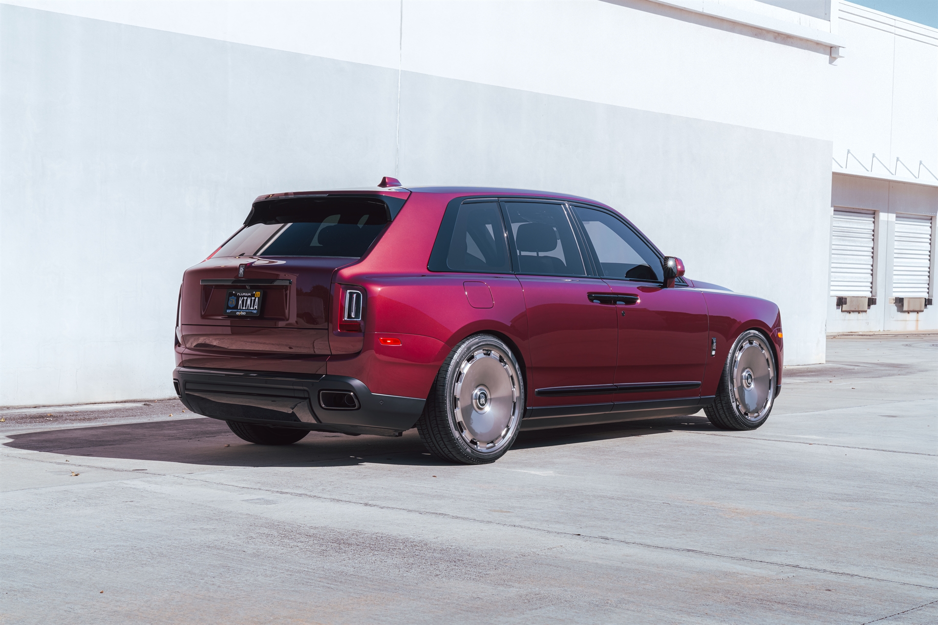 Rolls Royce Cullinan on HRE L108M