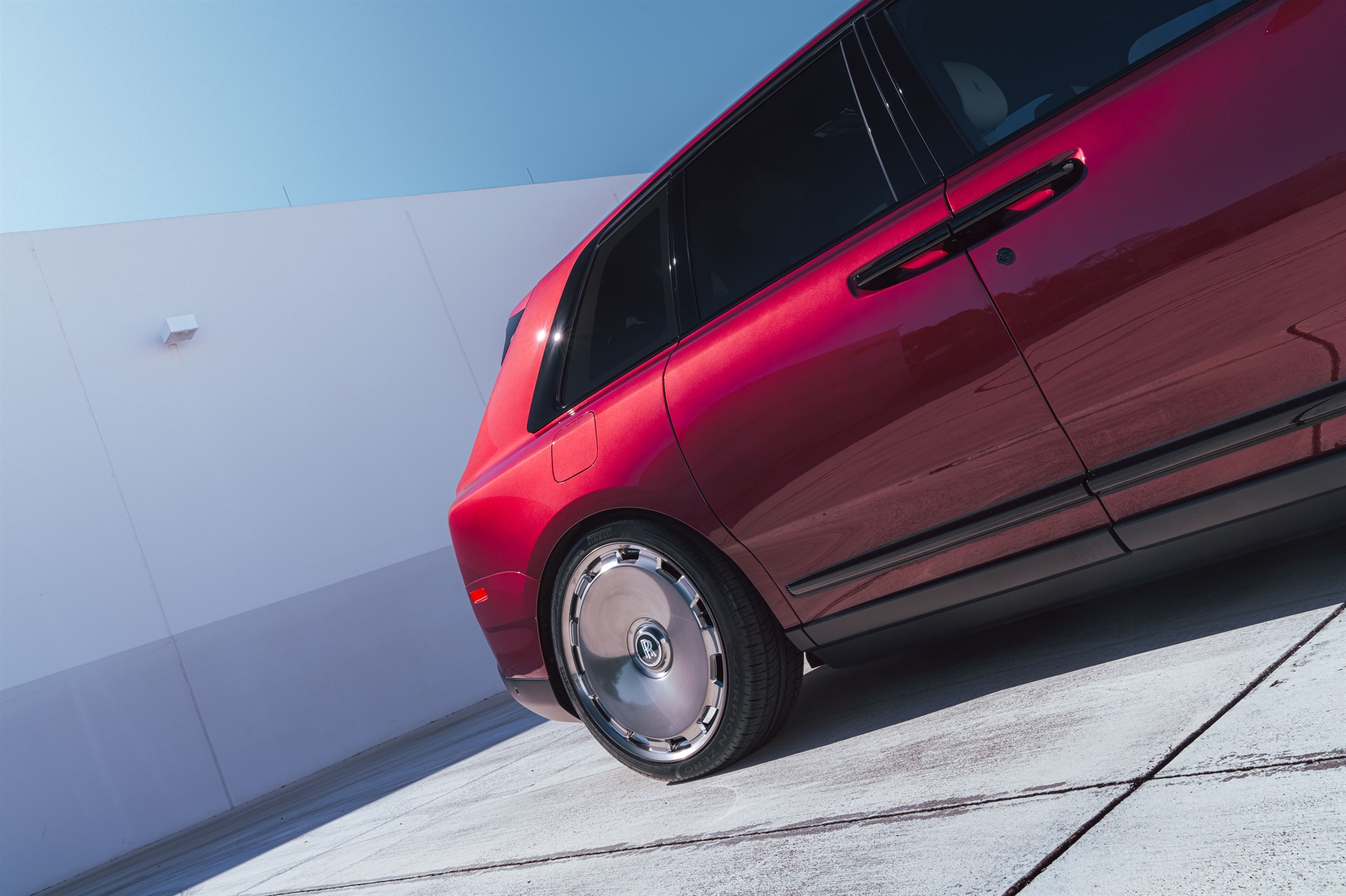 Rolls Royce Cullinan on HRE L108M