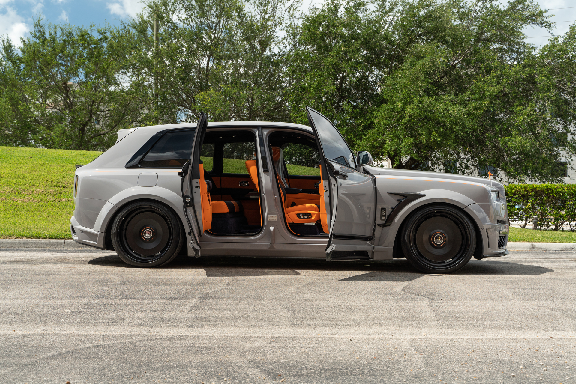 1016 Industries Cullinan Series II | Burnout Gray | on Avant Garde AGL93 | Satin Black