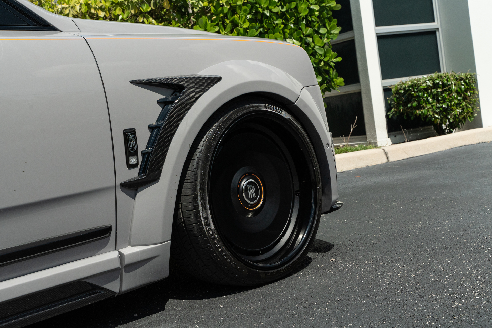 1016 Industries Cullinan Series II | Burnout Gray | on Avant Garde AGL93 | Satin Black