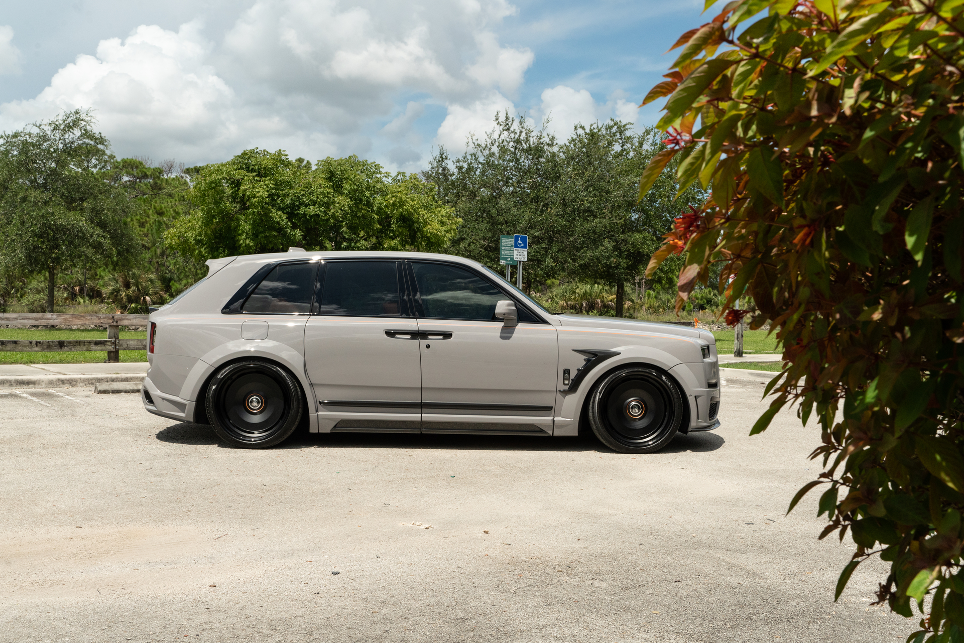 1016 Industries Cullinan Series II | Burnout Gray | on Avant Garde AGL93 | Satin Black