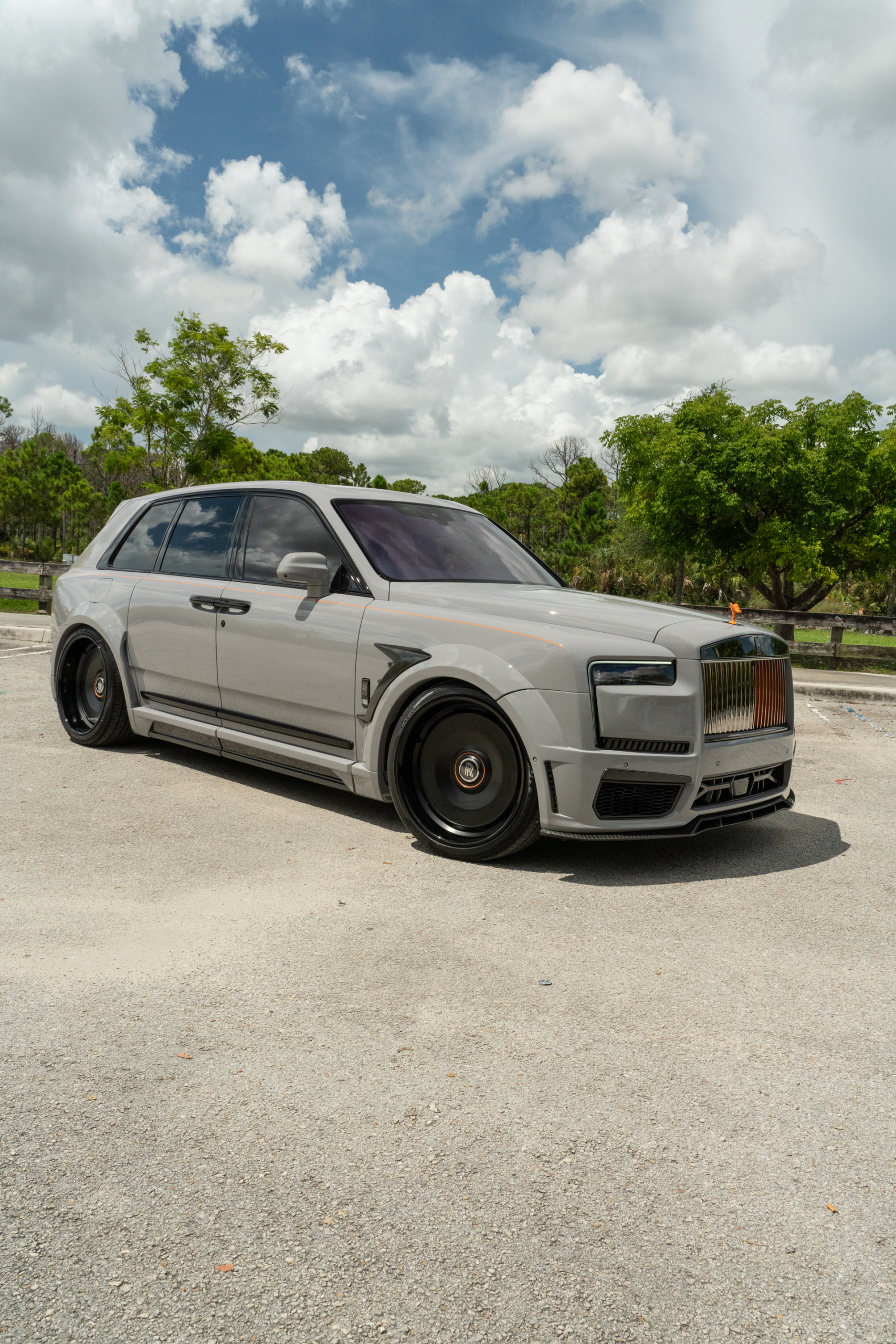 1016 Industries Cullinan Series II | Burnout Gray | on Avant Garde AGL93 | Satin Black