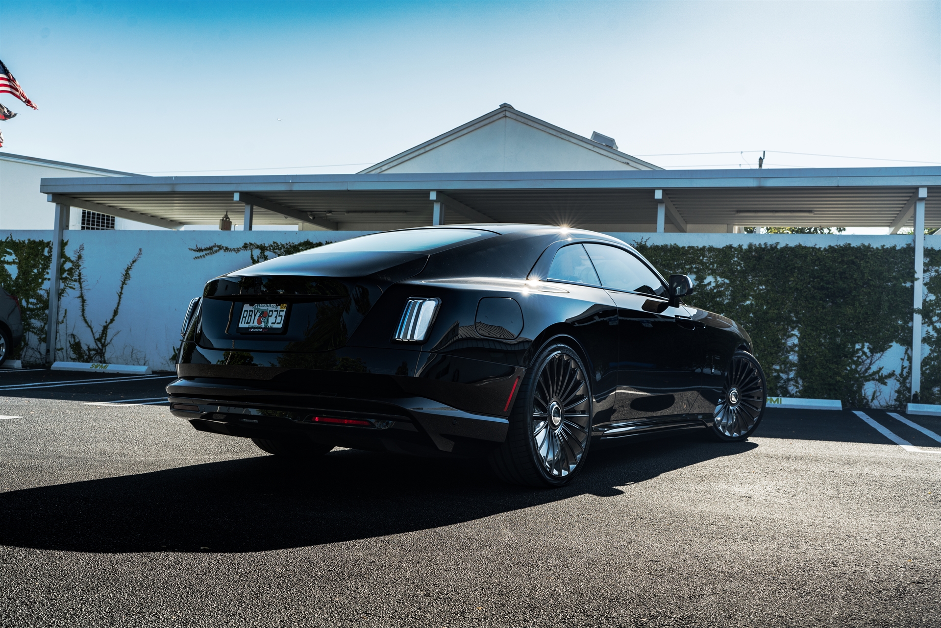 a Rolls Royce Spectre | 1886 G100