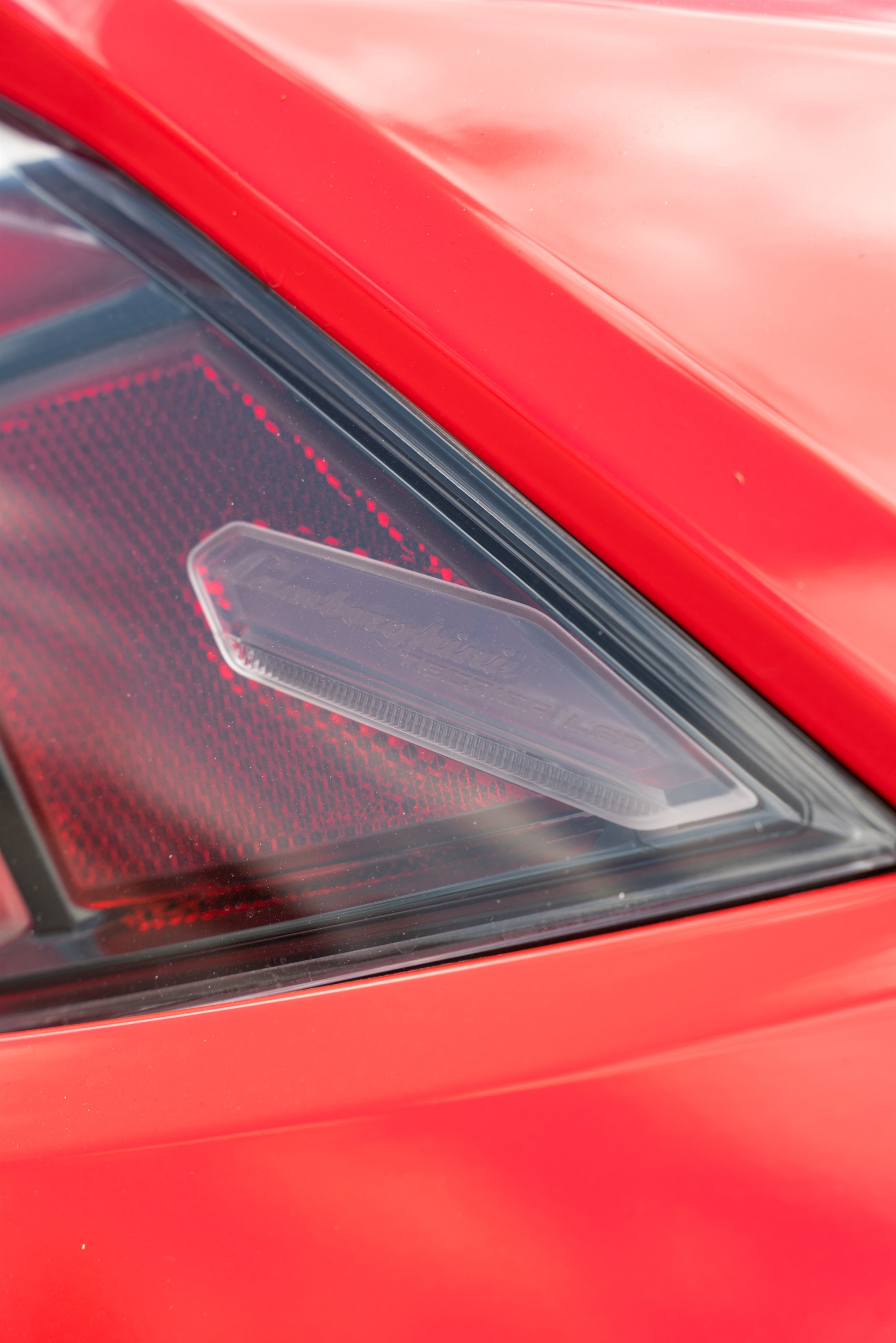 Lamborghini Urus | Rosso Mars | on 1886 S009 | Satin Black