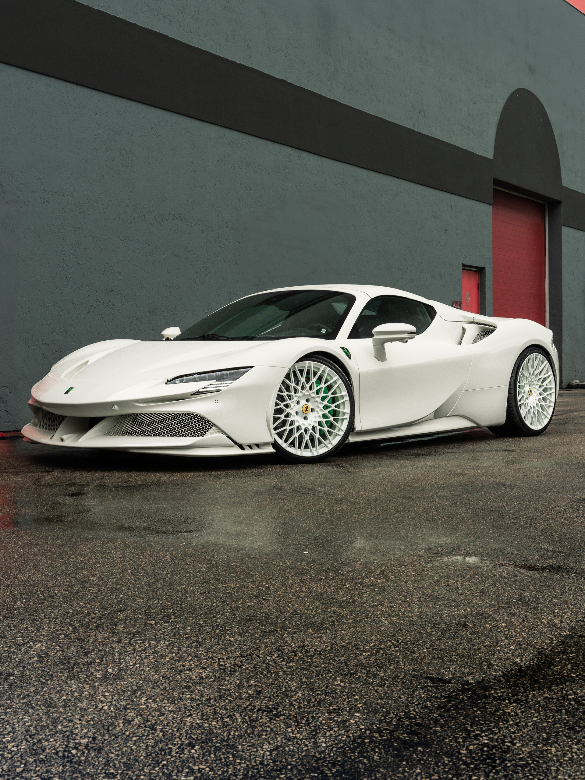 Ferrari SF90 | Bianco Avus | on 1886 S015 | Gloss White