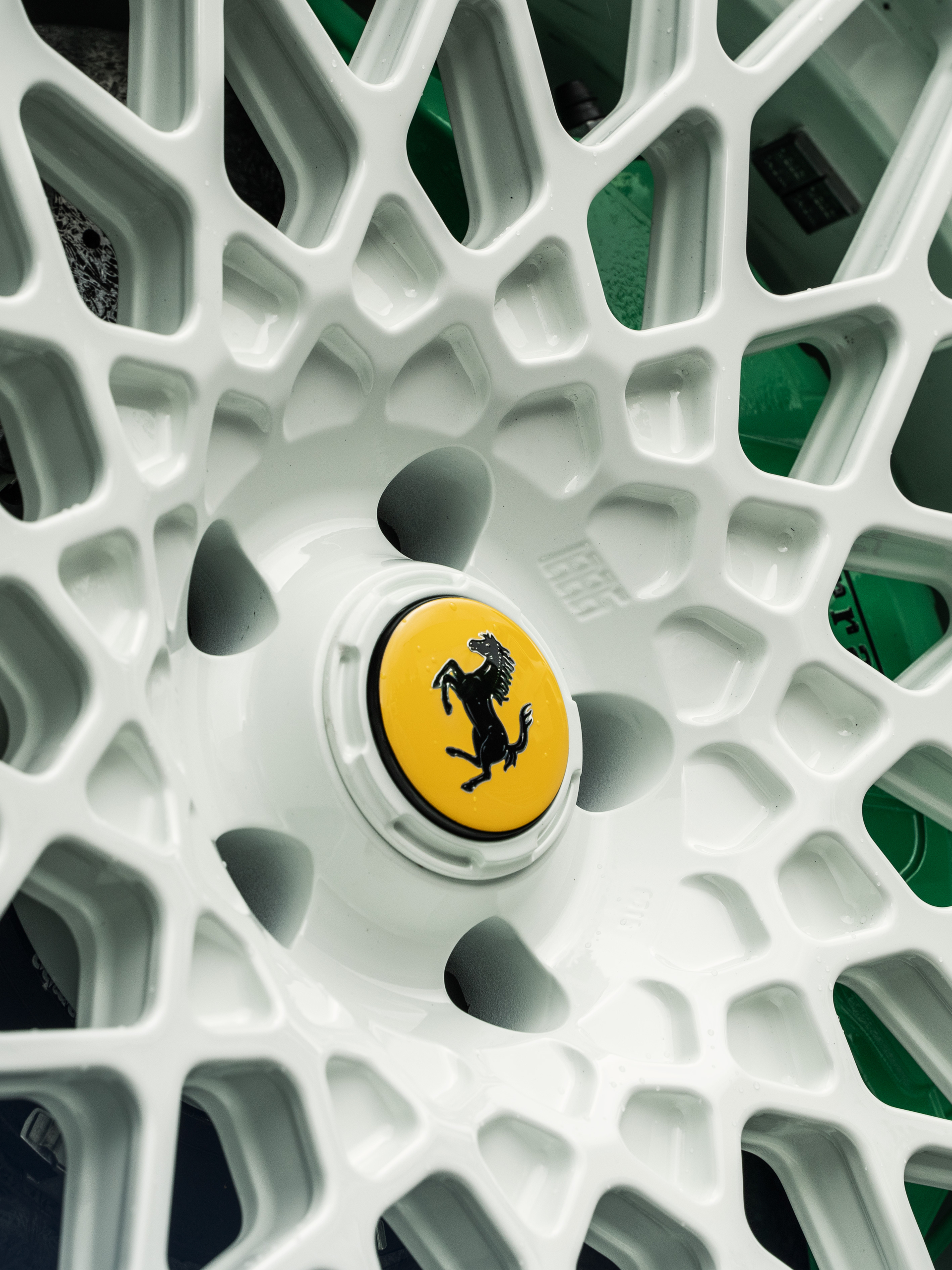 Ferrari SF90 | Bianco Avus | on 1886 S015 | Gloss White