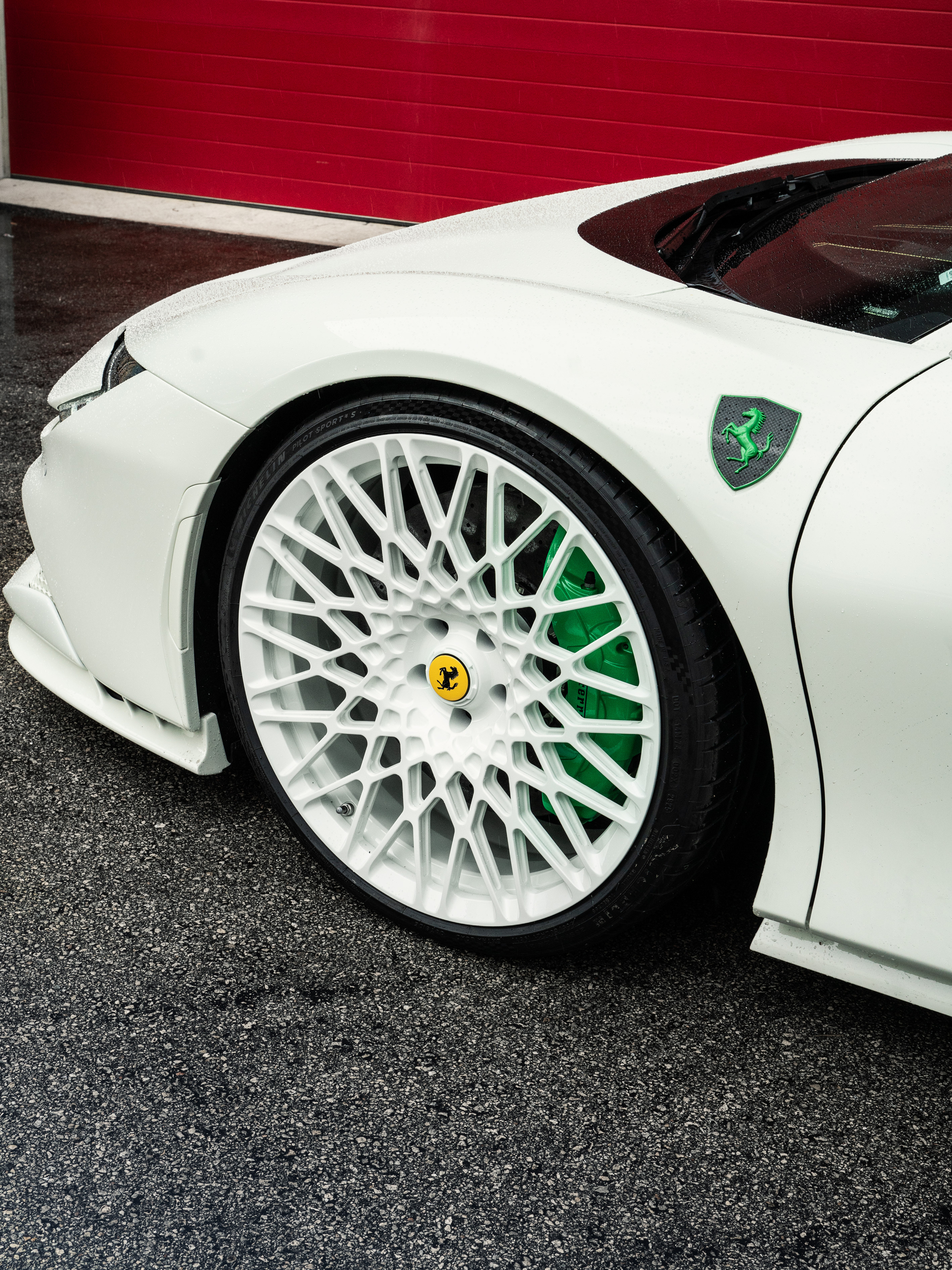 Ferrari SF90 | Bianco Avus | on 1886 S015 | Gloss White