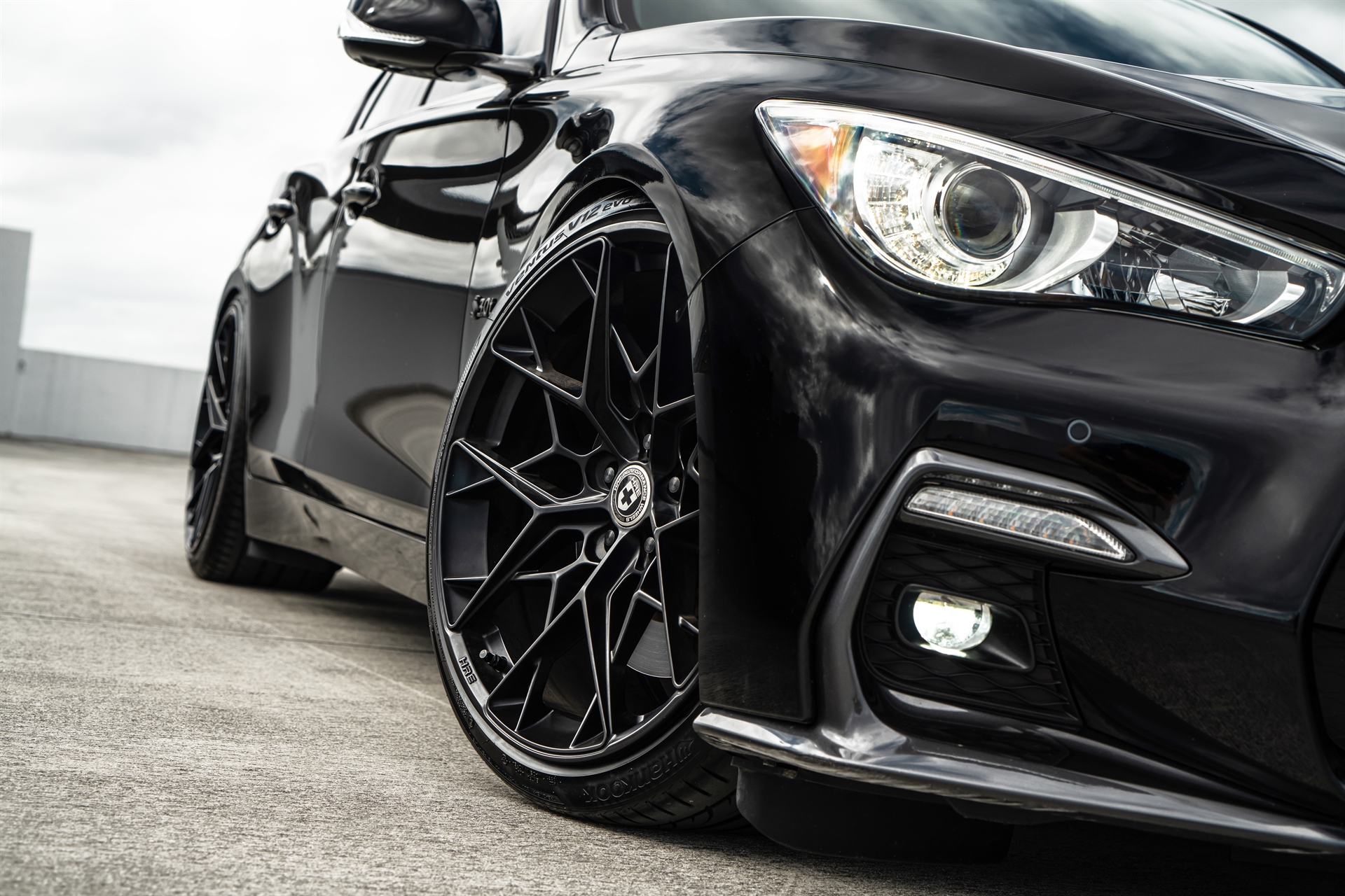 HRE FF10 | Infiniti Q50S