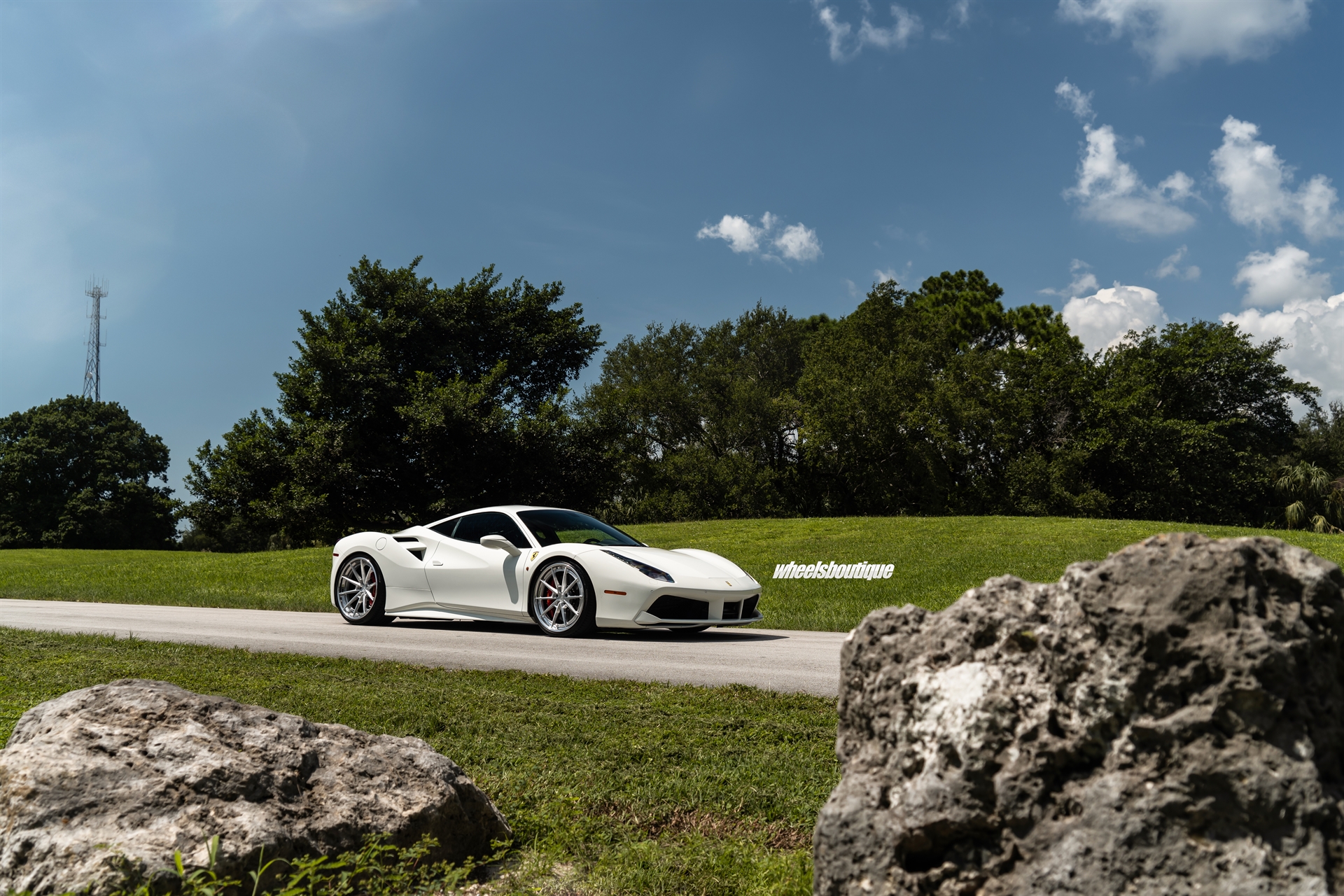 Ferrari 488 | Bianco Avus | on ANRKY AN38 | Brushed Clear