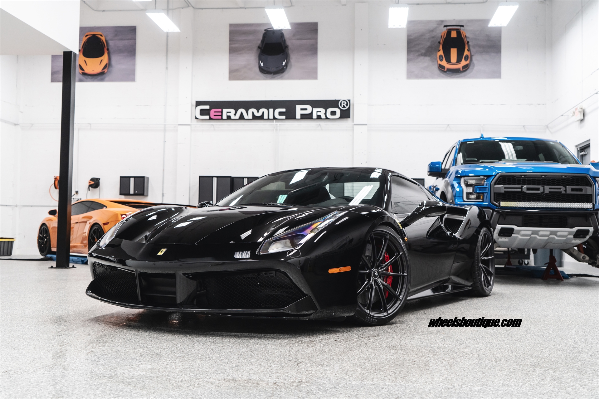 Ferrari 488 Spider | Nero | HRE P104SC | Satin Black