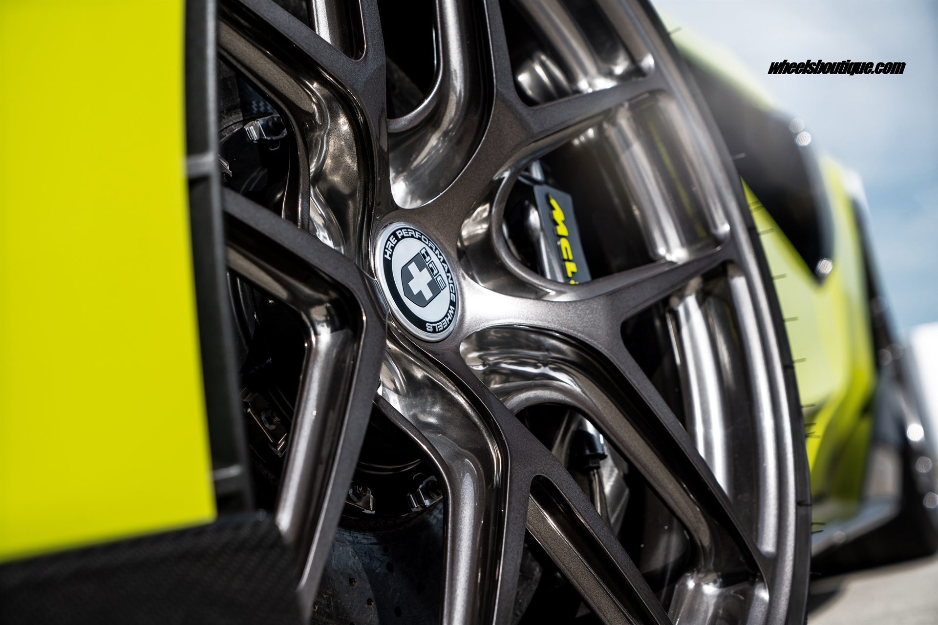 MCLAREN 600LT SPIDER ON HRE R101 LIGHTWEIGHT