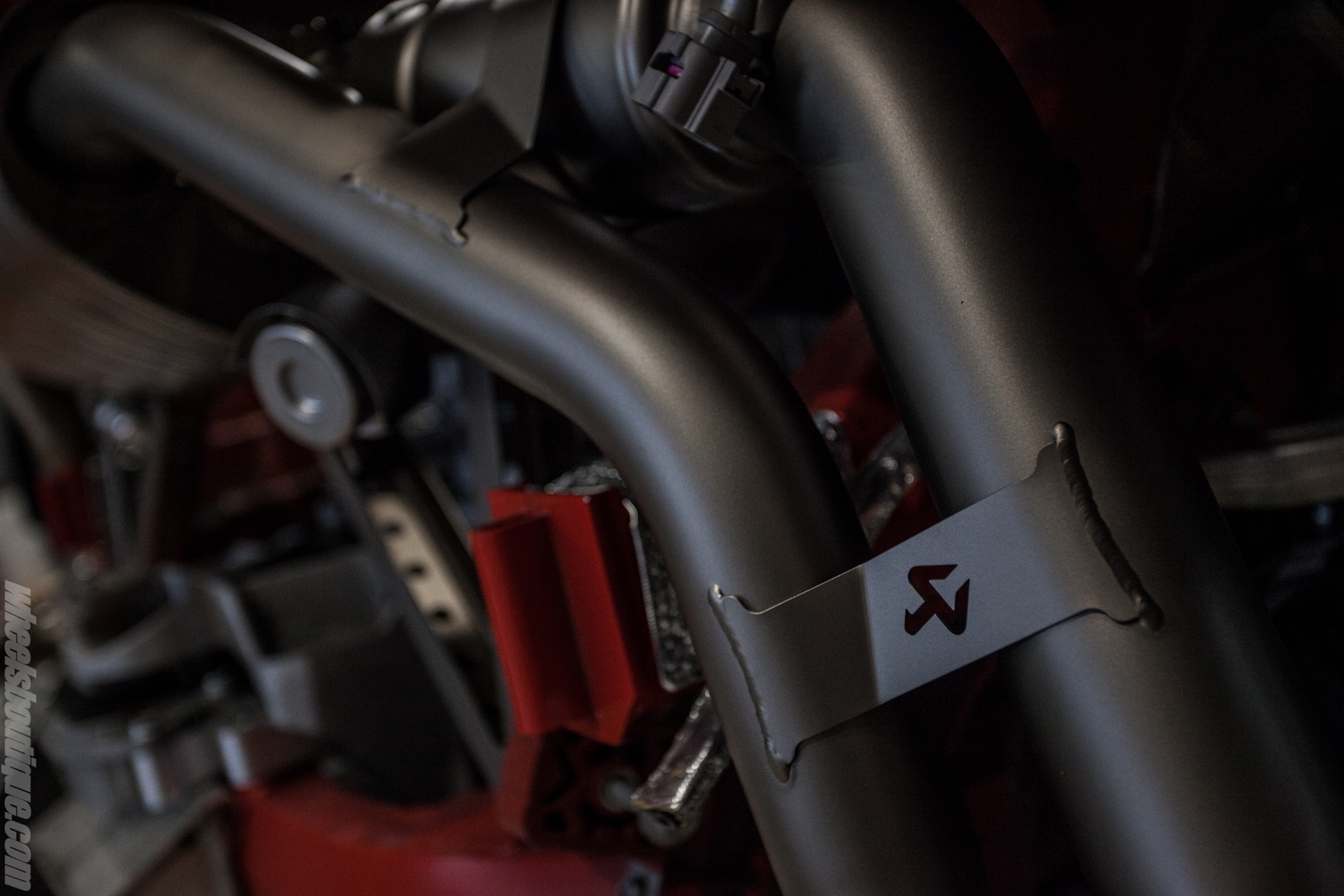 Akrapovic Exhaust Install – Audi R8 V10 (2017)