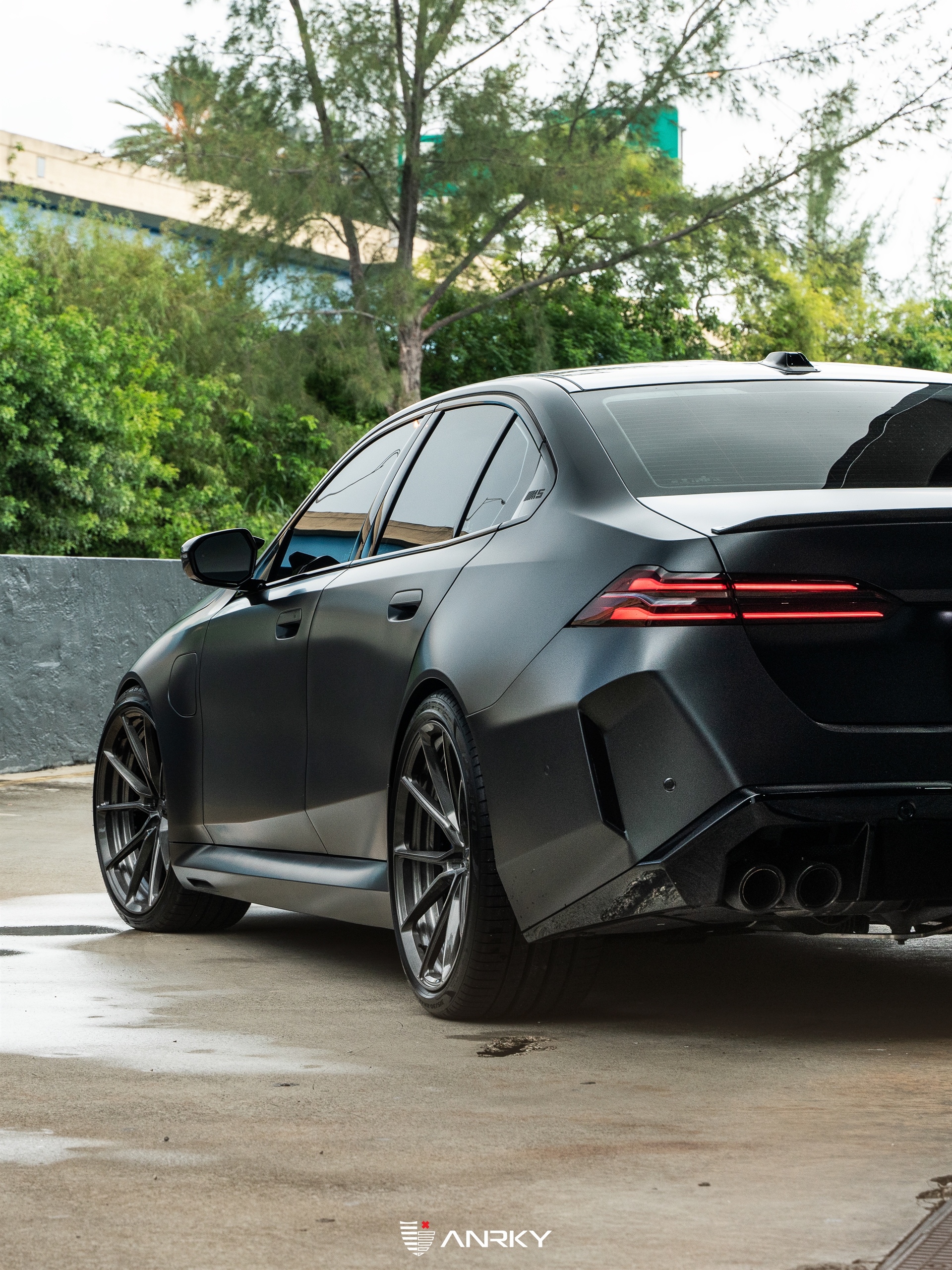 BMW G90 M5 – AN22 SeriesTWO