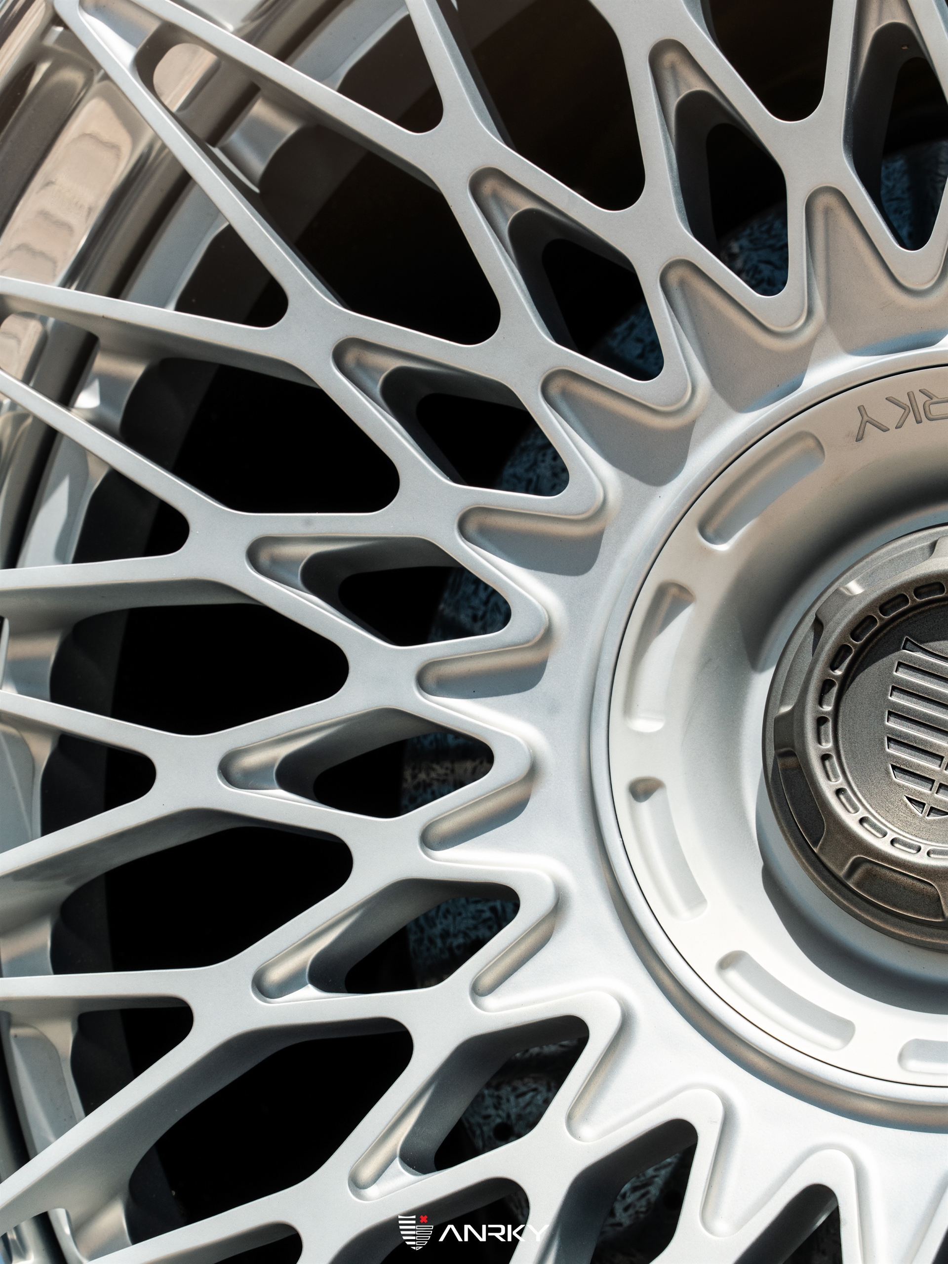 Ferrari 488 Pista | Rosso Fiorano | on ANRKY RS7.3 | Frozen Polished Clear