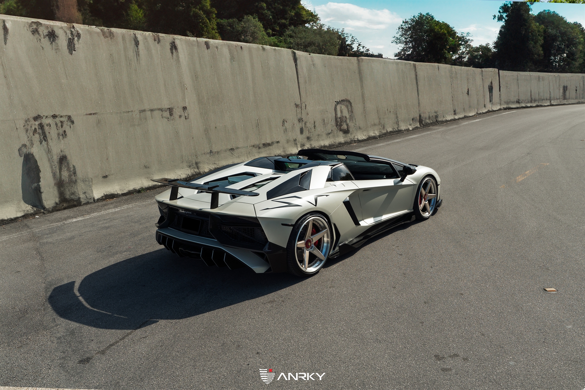 Lamborghini Aventador SV Roadster – RETROSeries RS5.3