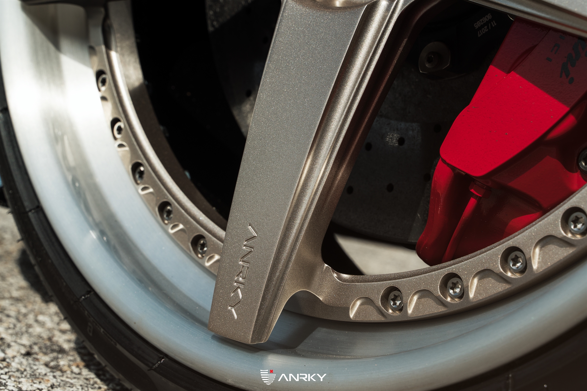 Lamborghini Aventador SV Roadster – RETROSeries RS5.3