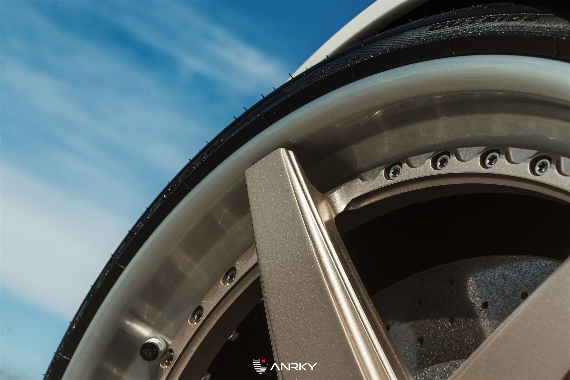 Lamborghini Aventador SV Roadster – RETROSeries RS5.3