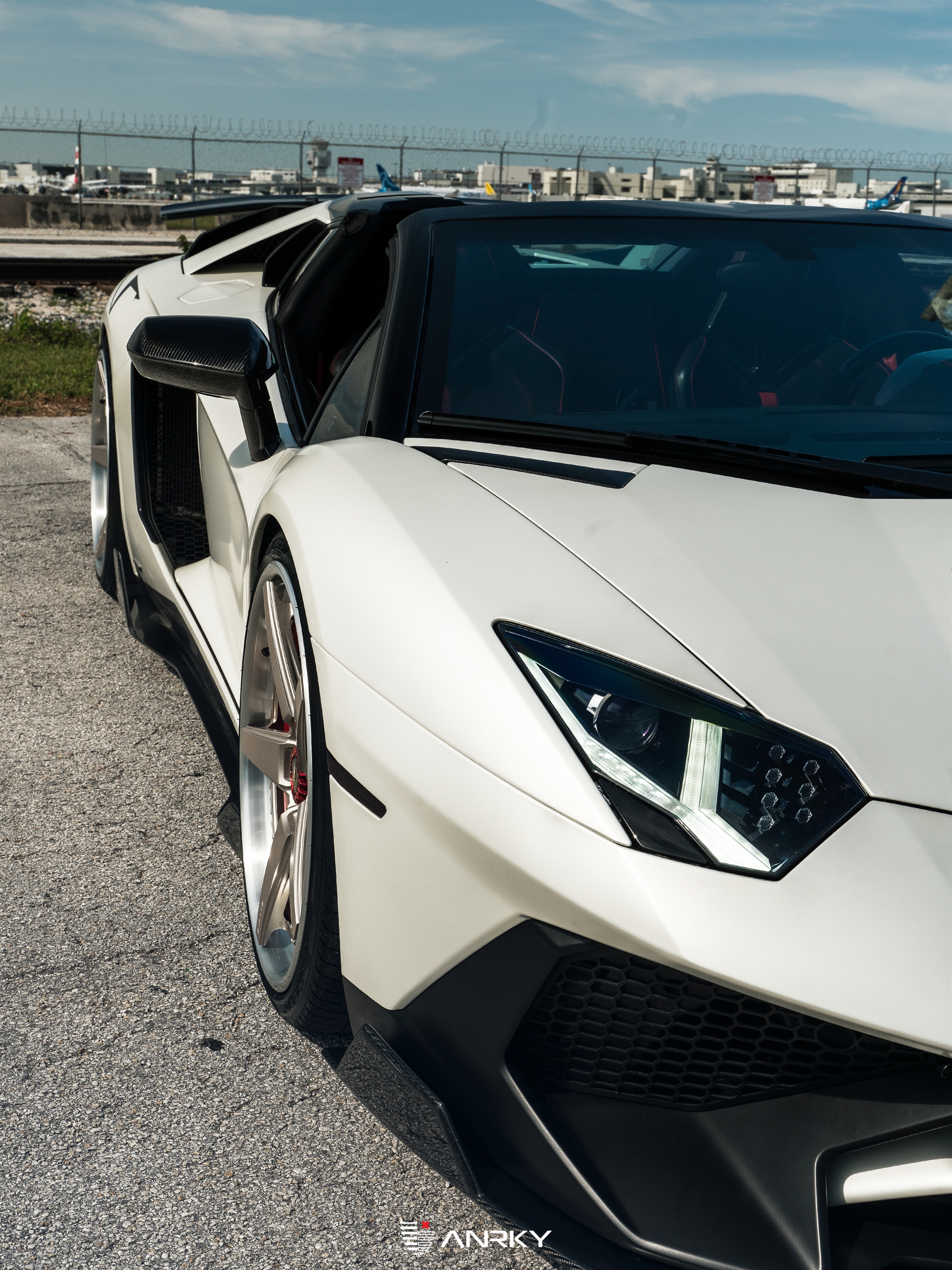 Lamborghini Aventador SV Roadster – RETROSeries RS5.3