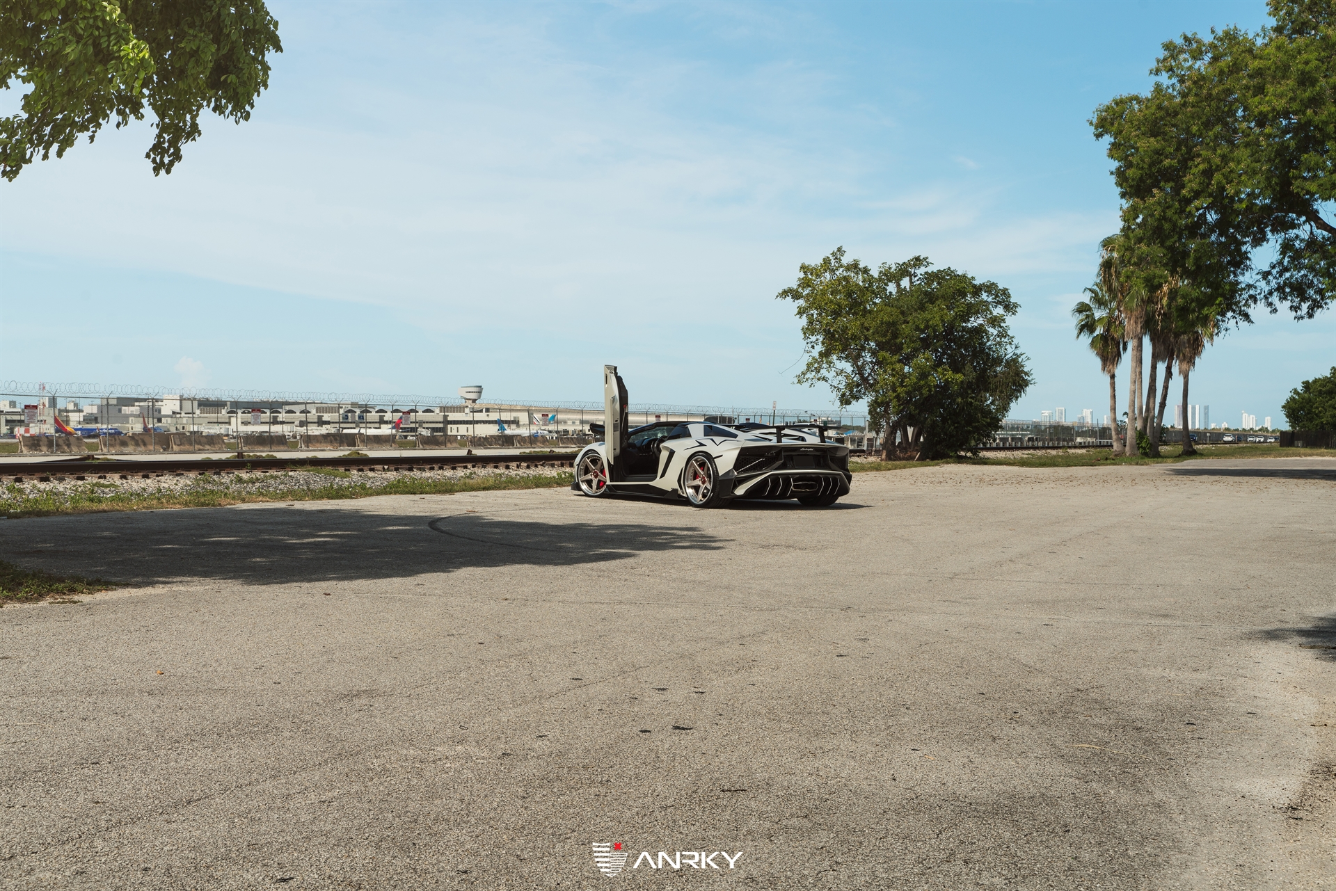 Lamborghini Aventador SV Roadster – RETROSeries RS5.3