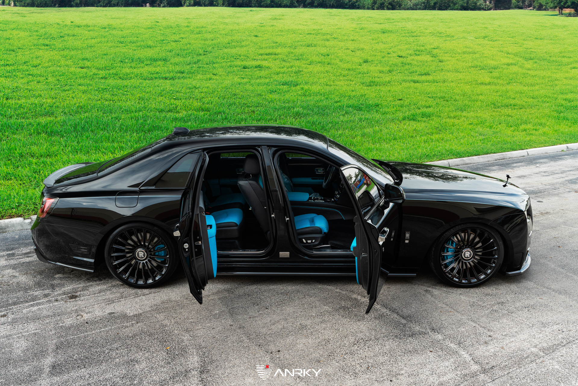 Urban Automotive Rolls-Royce Ghost | on ANRKY RF-182  | Gloss Black