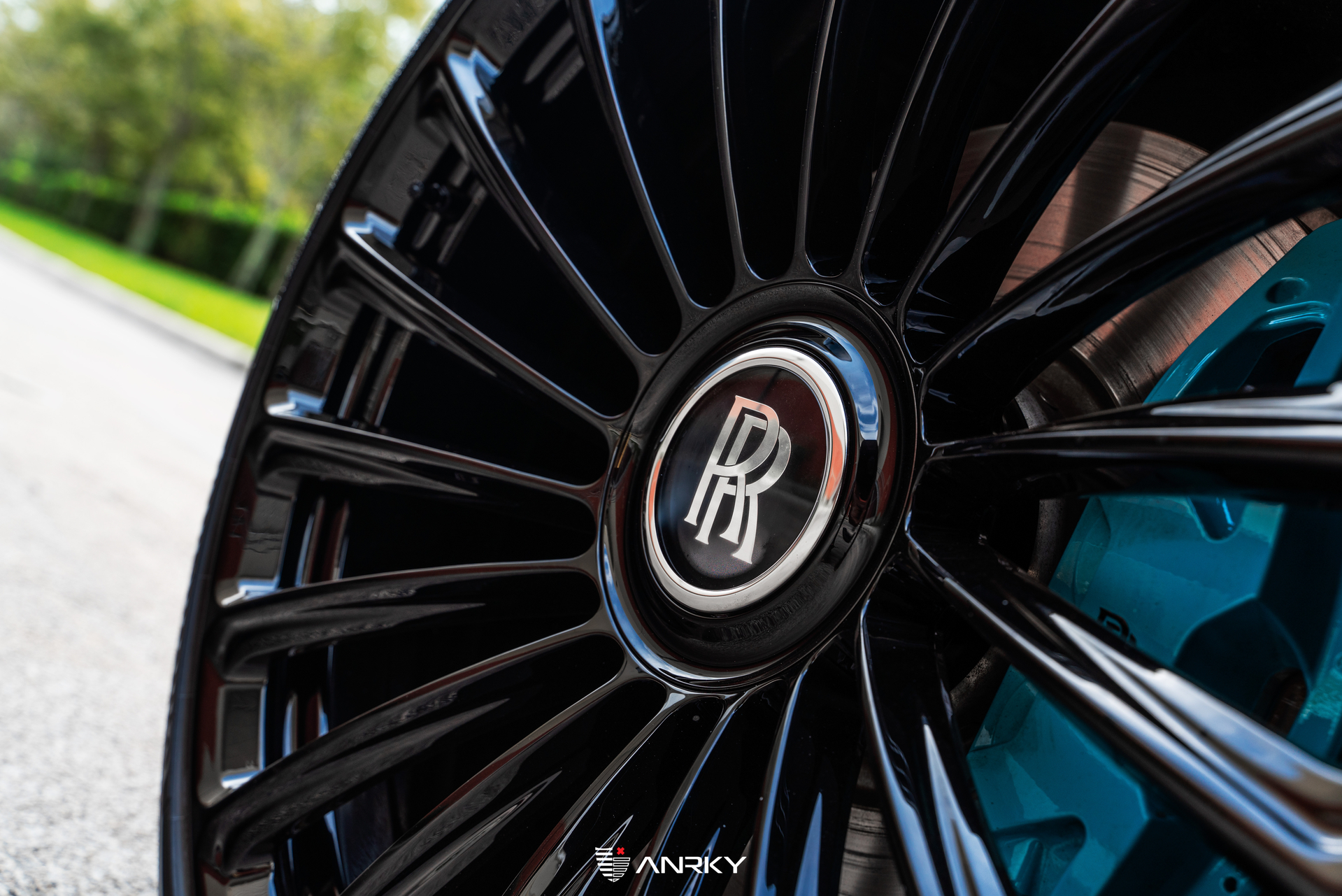 Urban Automotive Rolls-Royce Ghost | on ANRKY RF-182  | Gloss Black