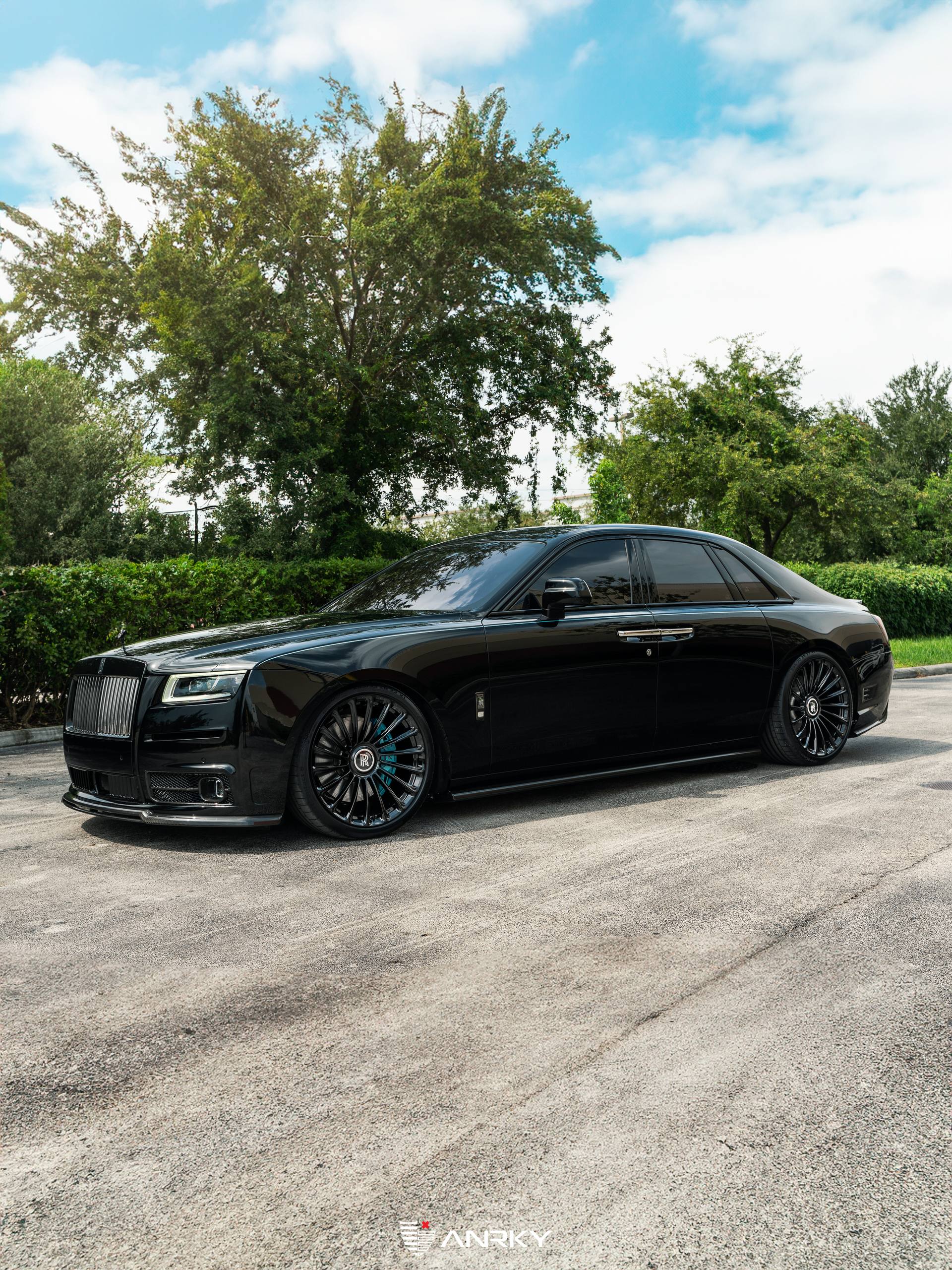 Urban Automotive Rolls-Royce Ghost | on ANRKY RF-182  | Gloss Black