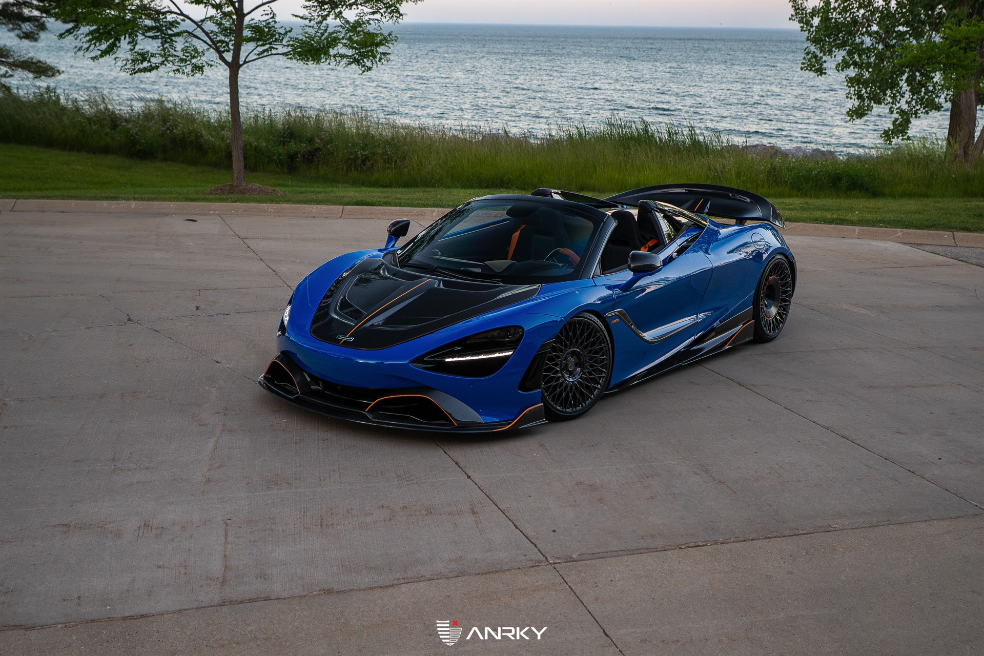 McLaren 720S Spider – RETROSeries RS7.2+AEROSport