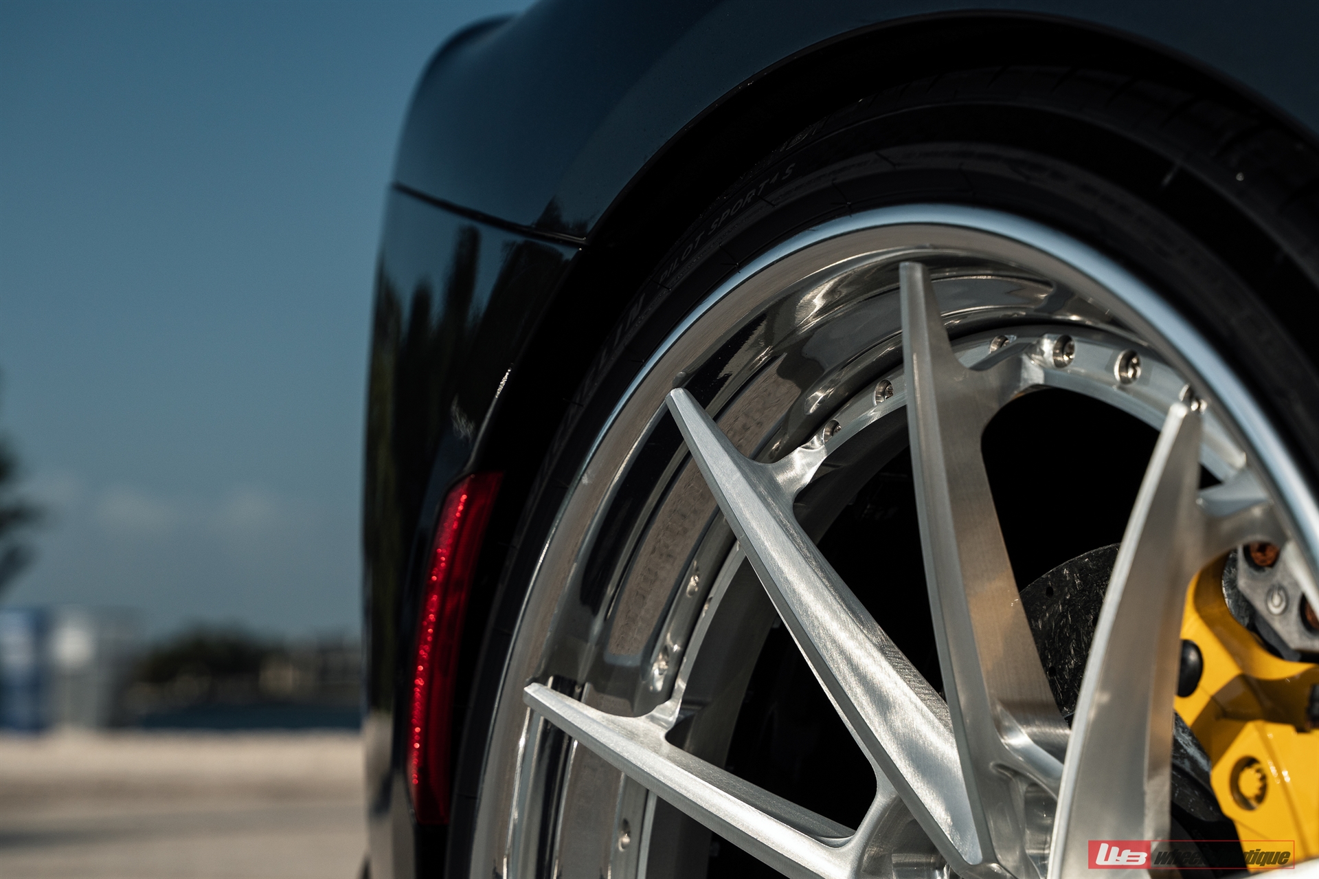 ANRKY AN38 | Ferrari 812 Superfast 1