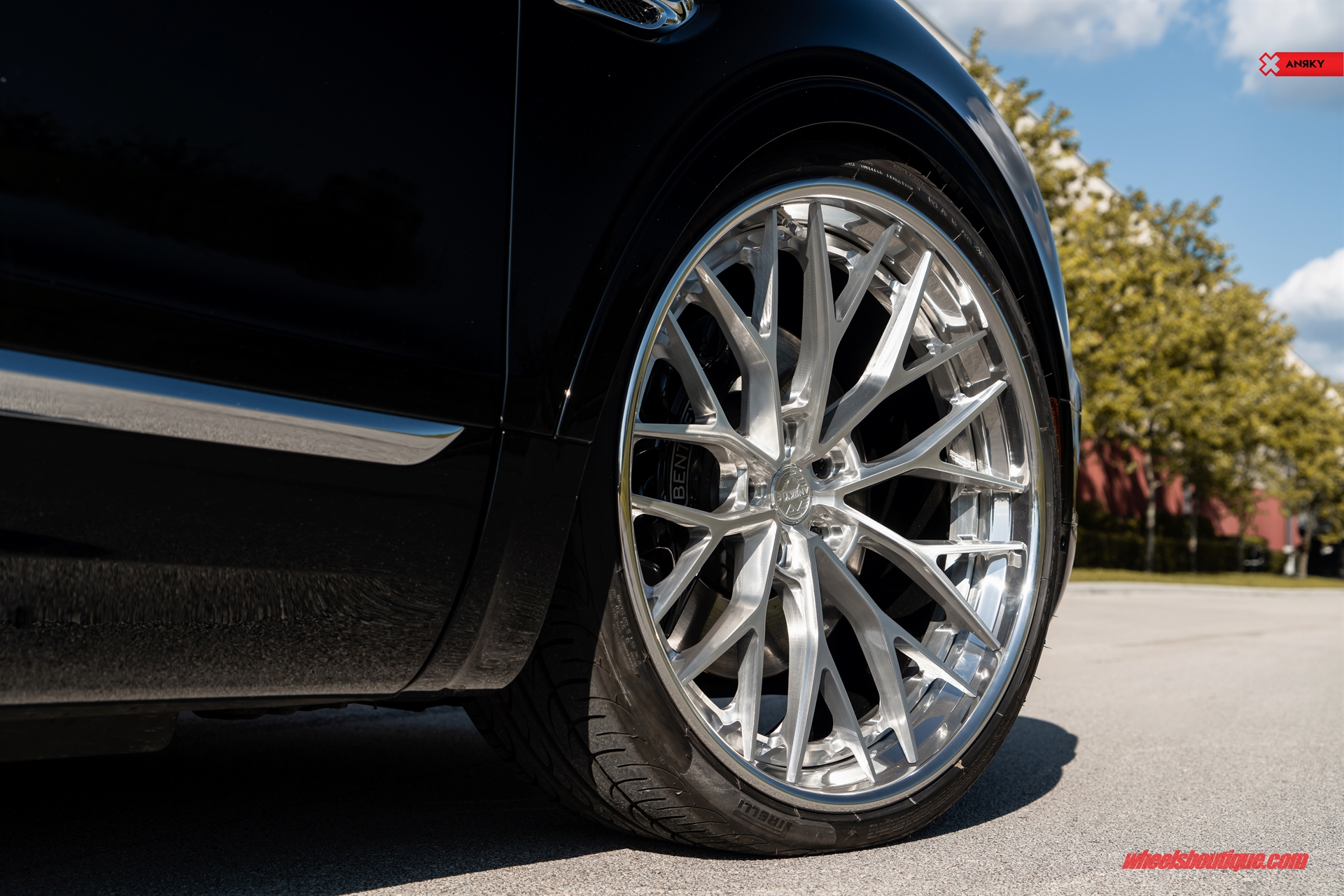 ANRKY AN30 | Bentley Bentayga