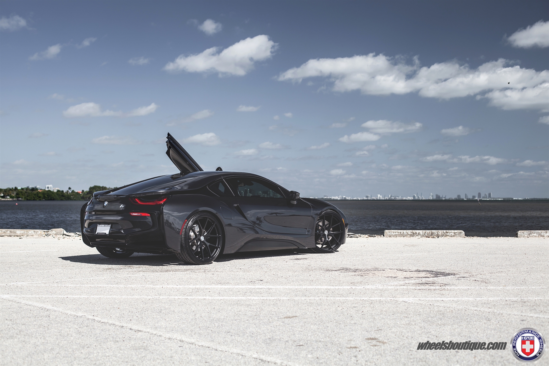 HRE P101 – Black Out | BMW i8