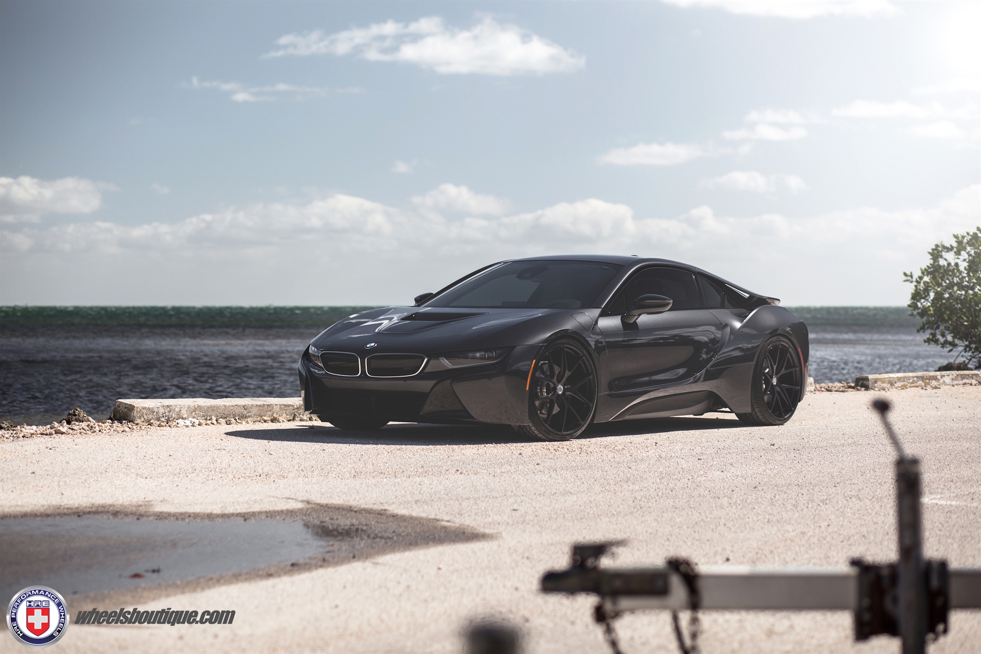 HRE P101 – Black Out | BMW i8