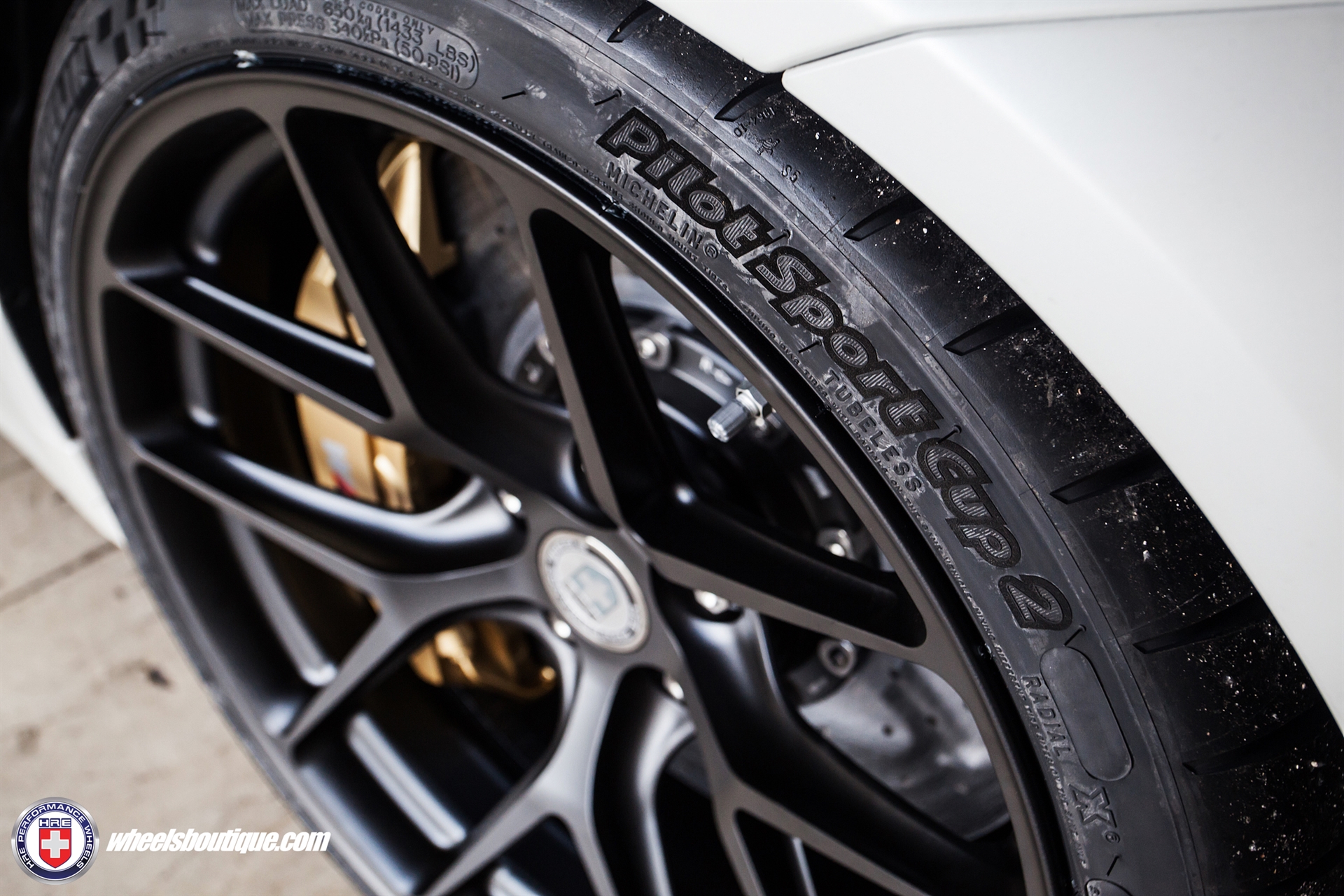 HRE R101+Akrapovic | BMW M4