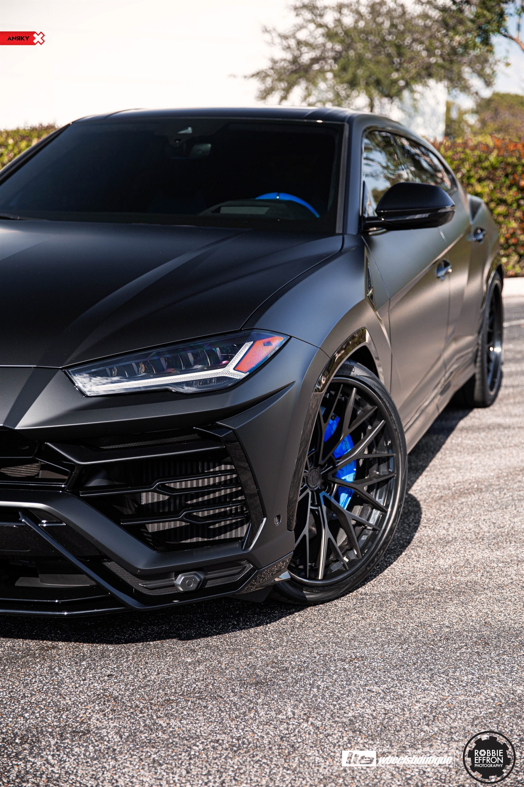 ANRKY AN30 | Black Lamborghini Urus