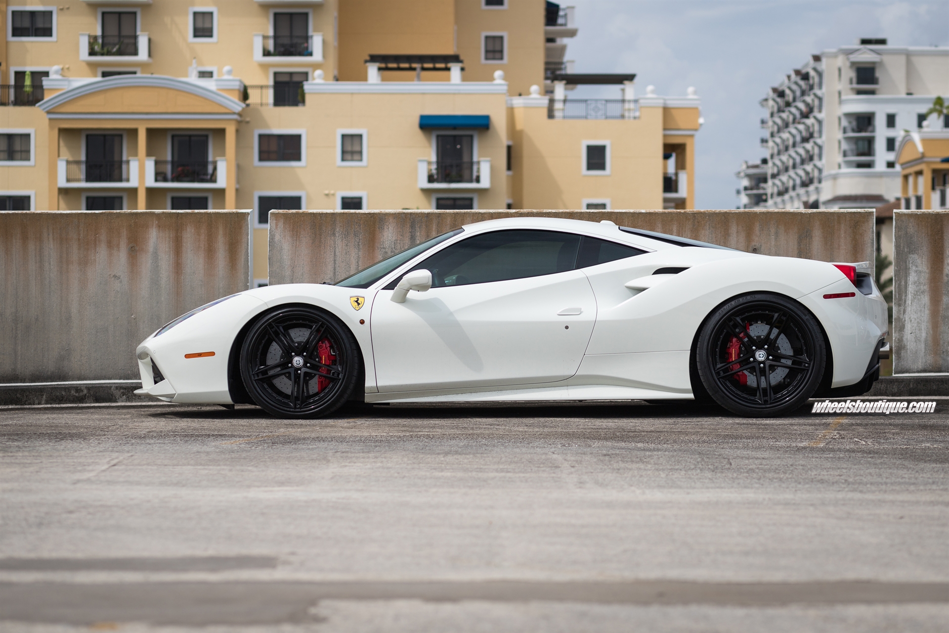 Ferrari 488 | Bianco Avus | on HRE S207 | Satin Black